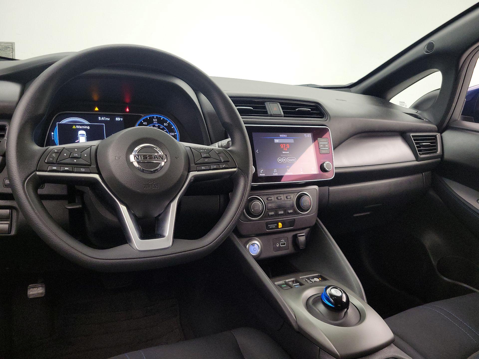Thumbnail: 2019 Nissan Leaf - 9