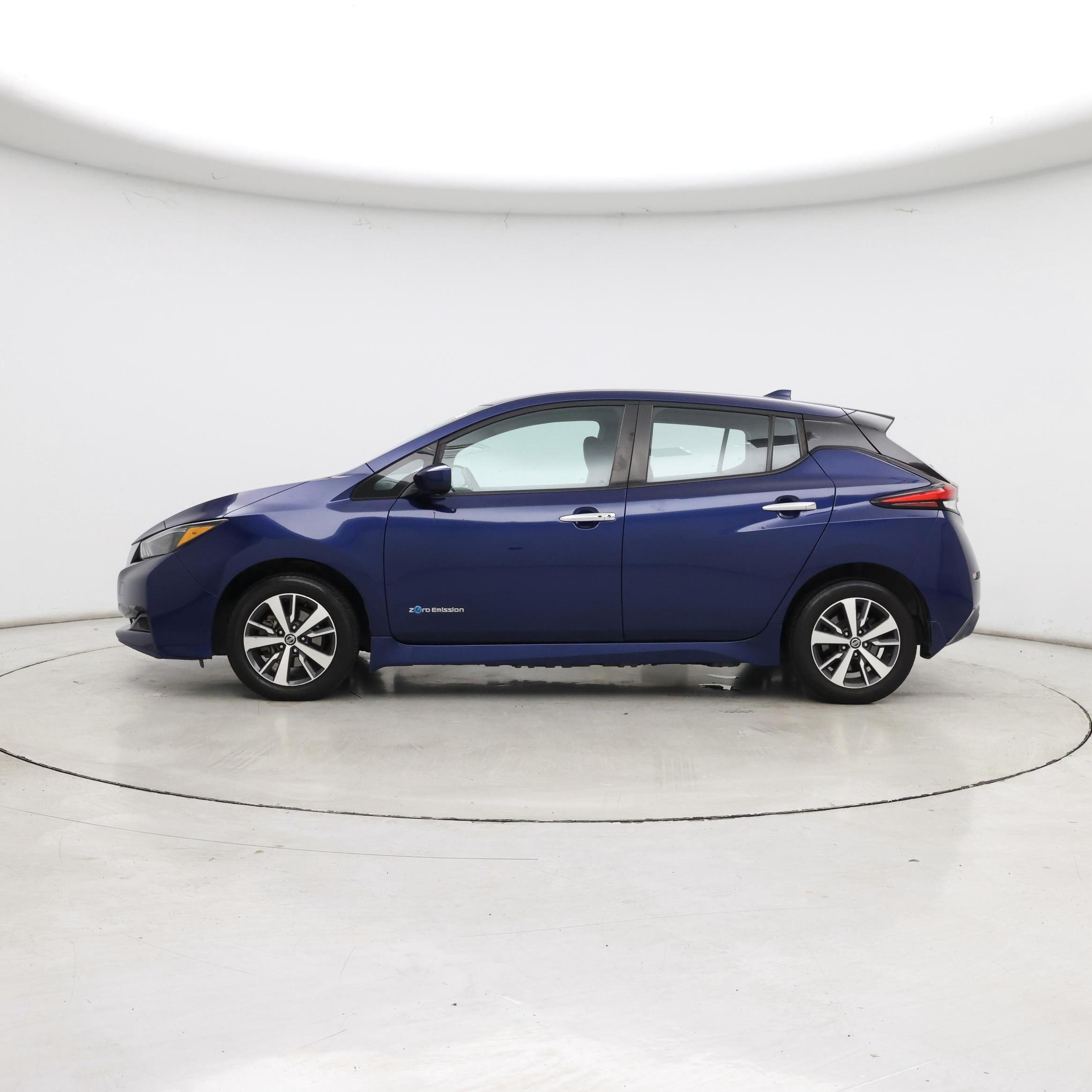 Thumbnail: 2019 Nissan Leaf - 3