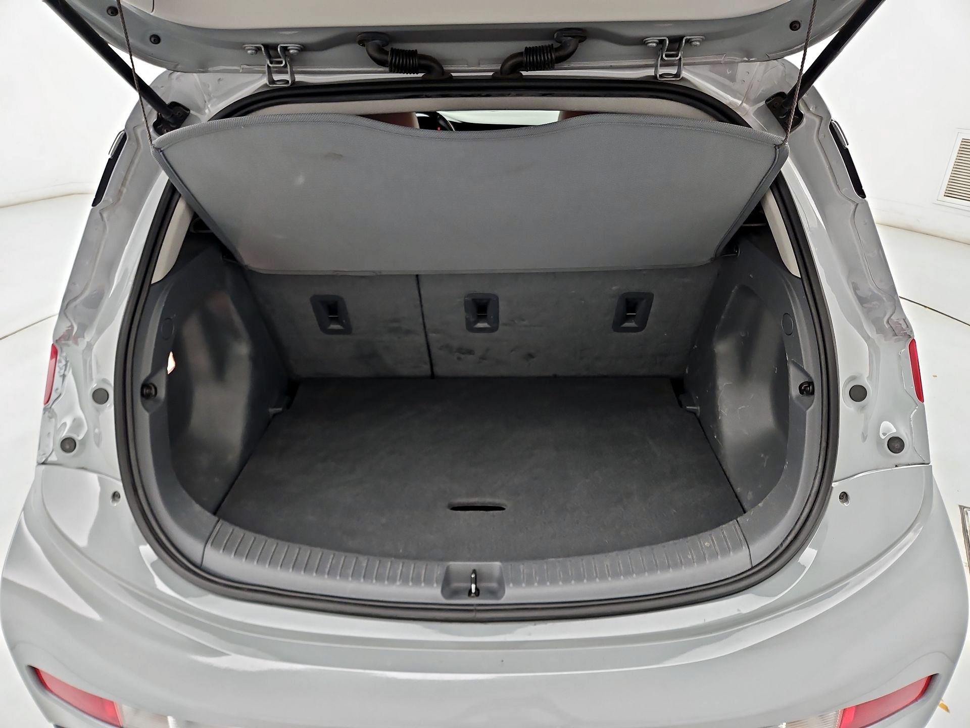 Thumbnail: 2021 Chevrolet Bolt EV - 20
