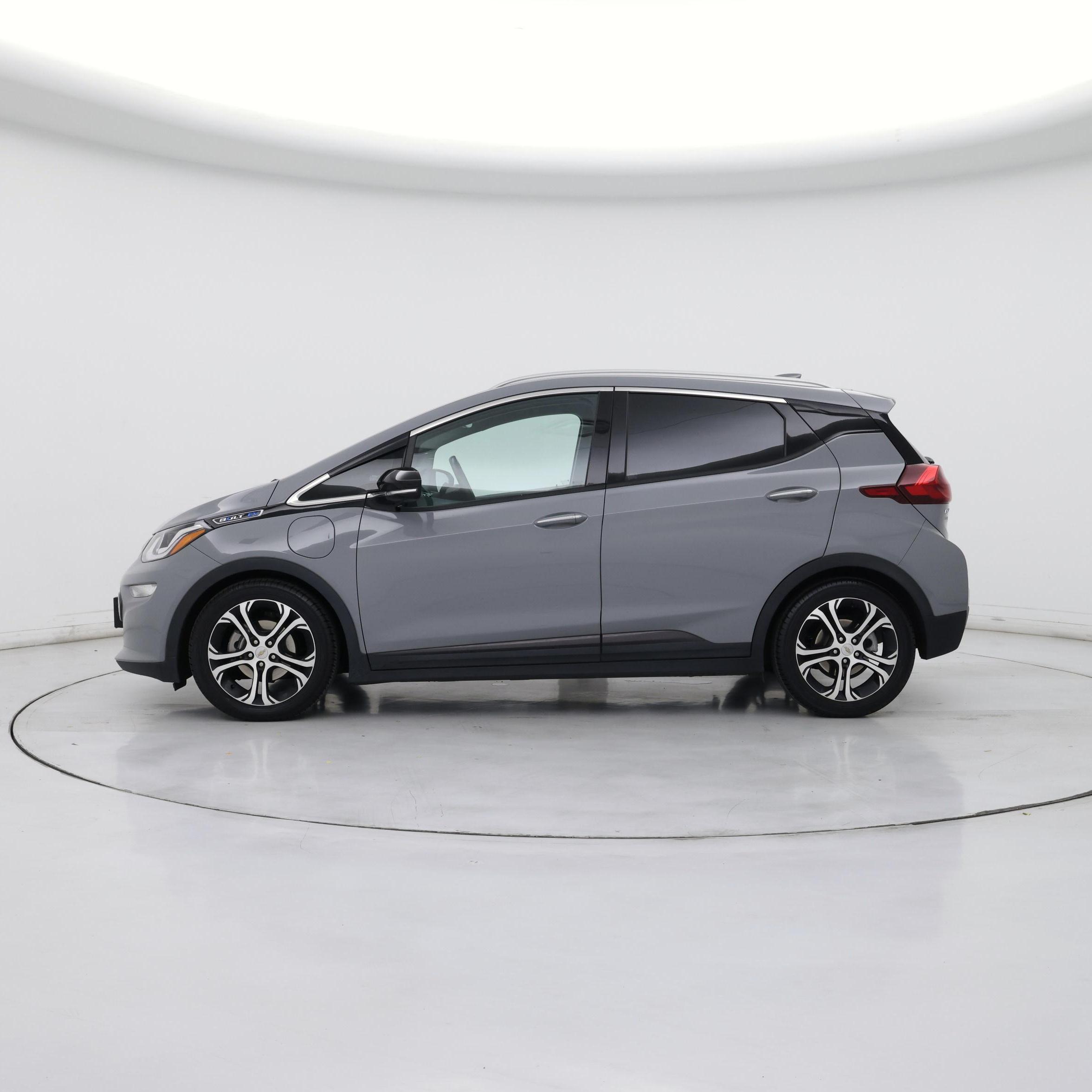 Thumbnail: 2021 Chevrolet Bolt EV - 3