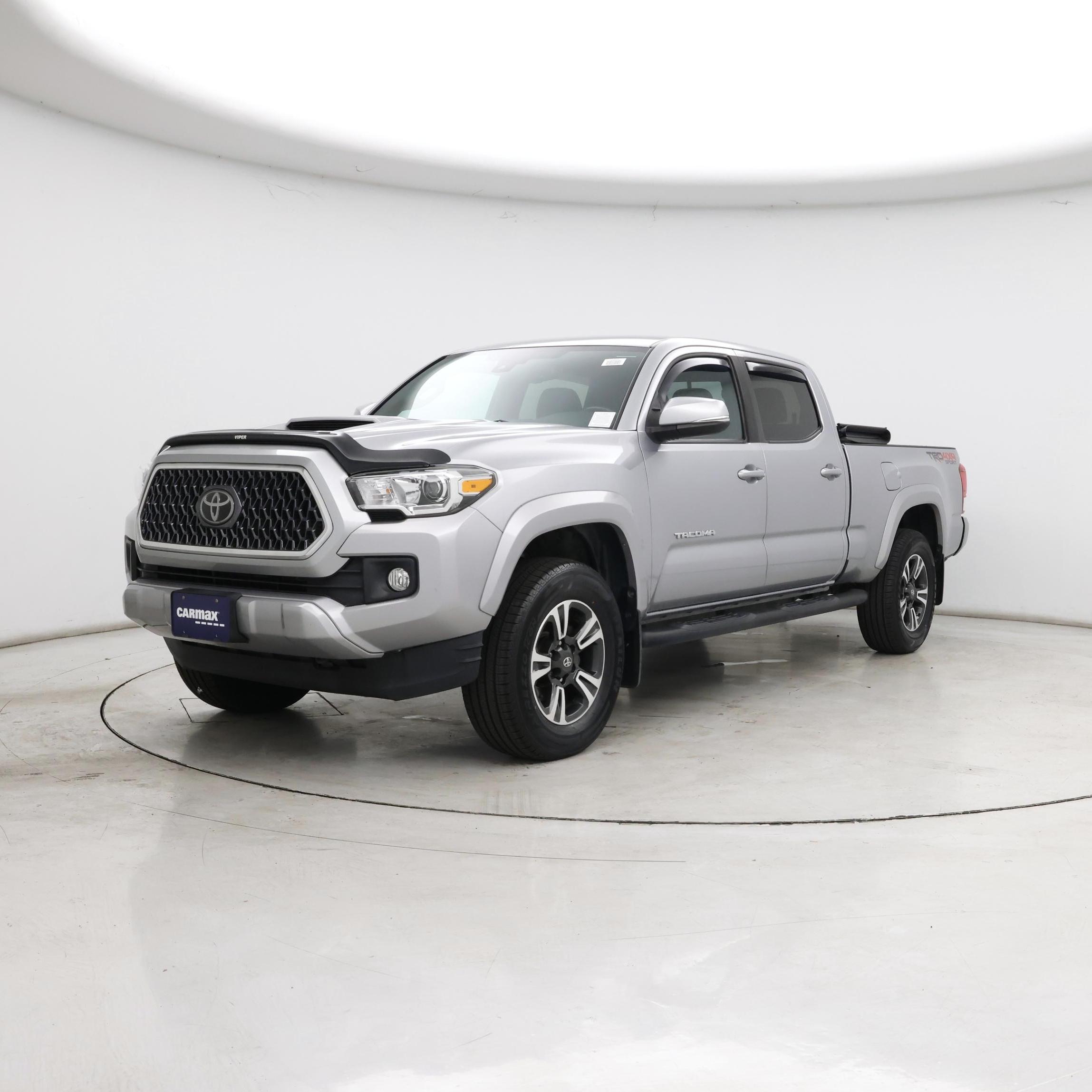 Thumbnail: 2019 Toyota Tacoma - 4