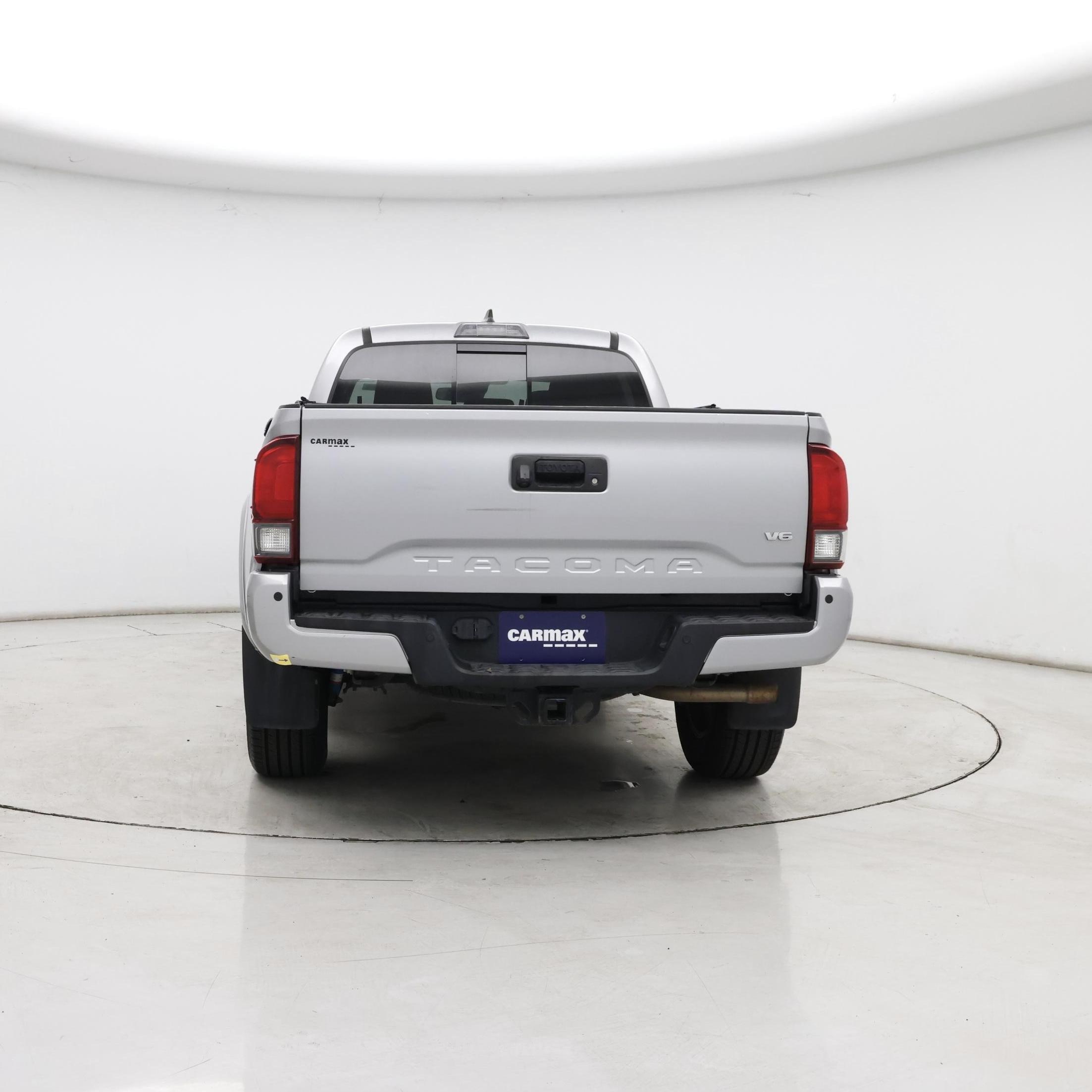Thumbnail: 2019 Toyota Tacoma - 6