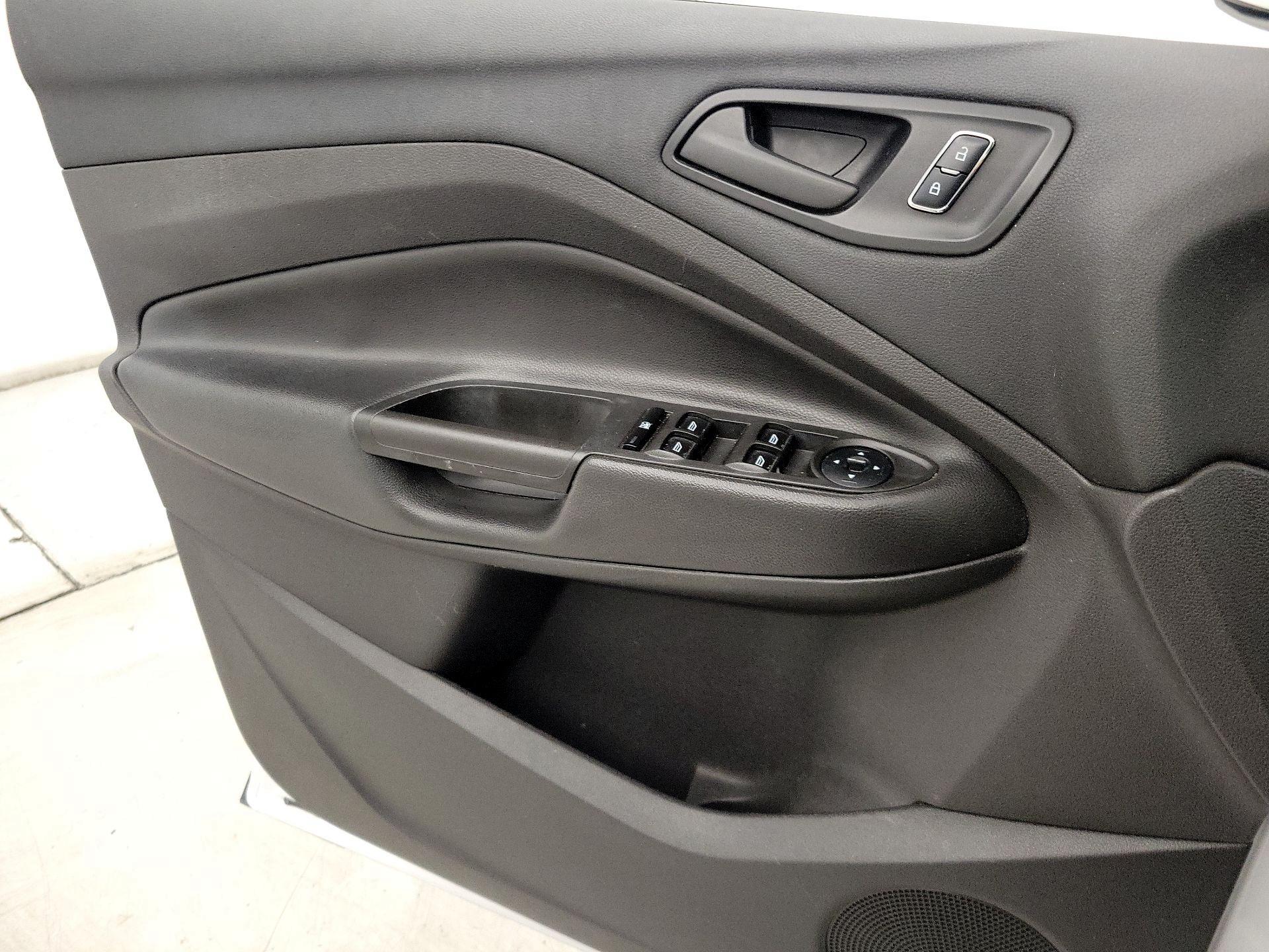 Thumbnail: 2015 Ford Escape - 12