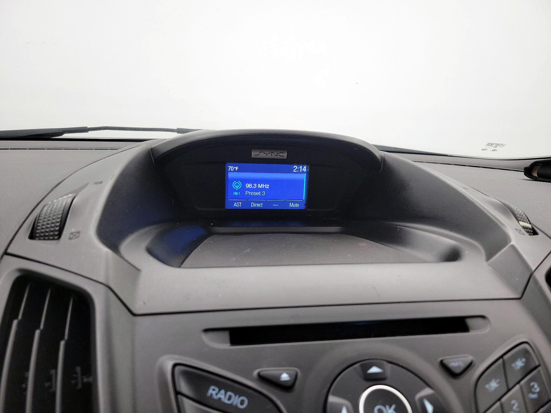 Thumbnail: 2015 Ford Escape - 15
