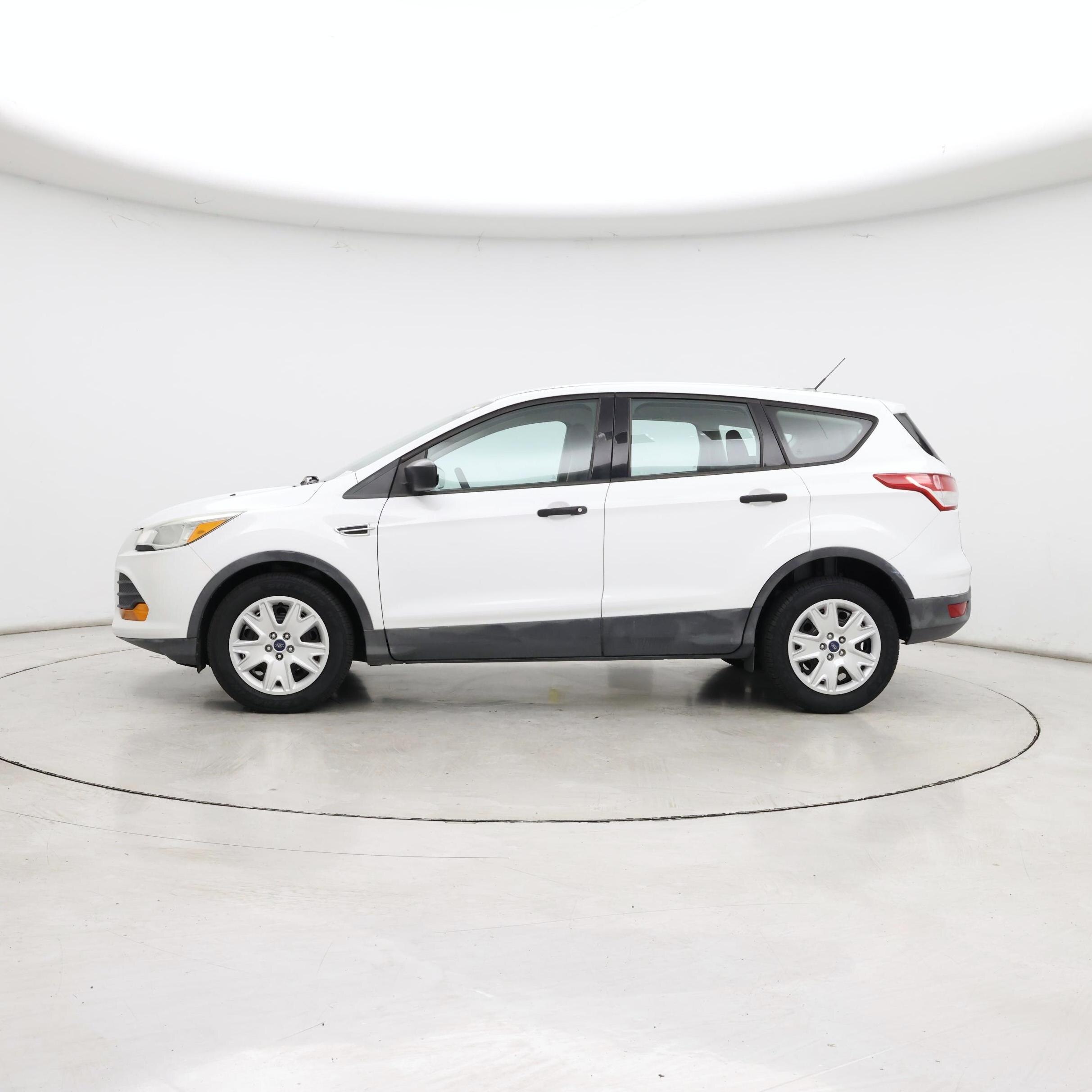 Thumbnail: 2015 Ford Escape - 3