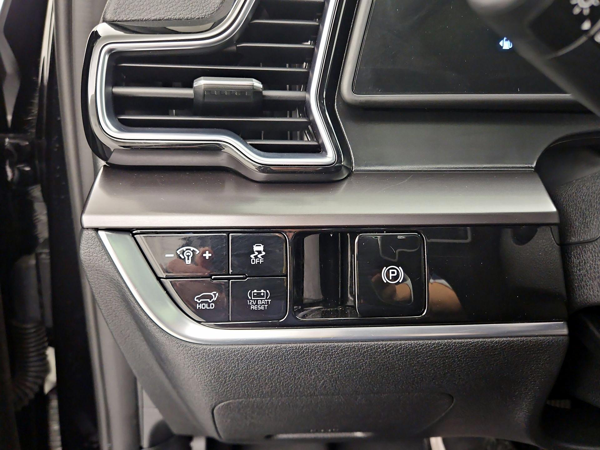 Thumbnail: 2023 Kia Sportage - 13