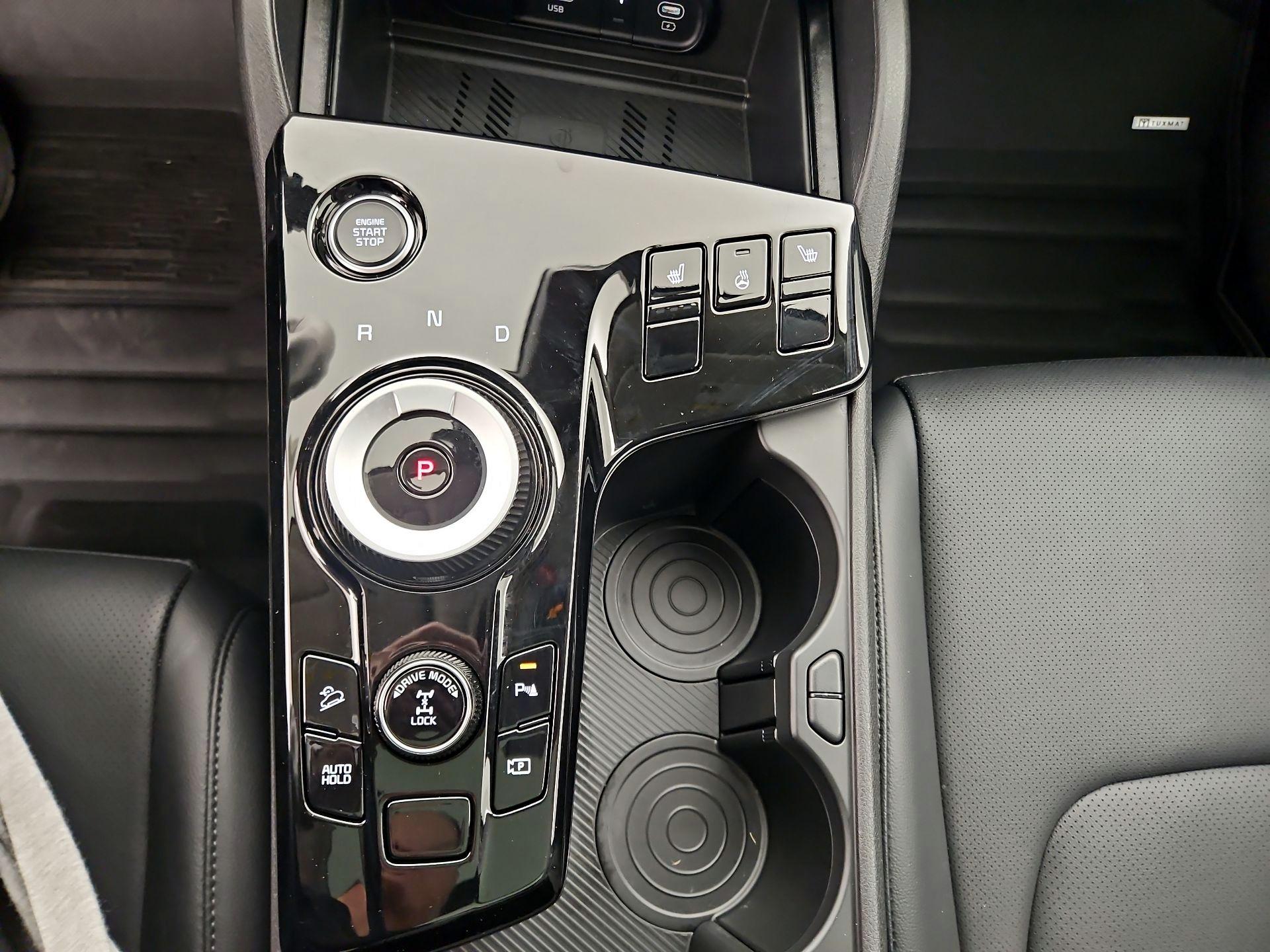 Thumbnail: 2023 Kia Sportage - 18