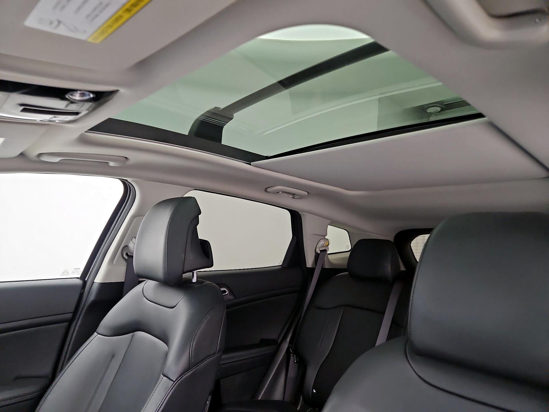 Thumbnail: 2023 Kia Sportage - 20