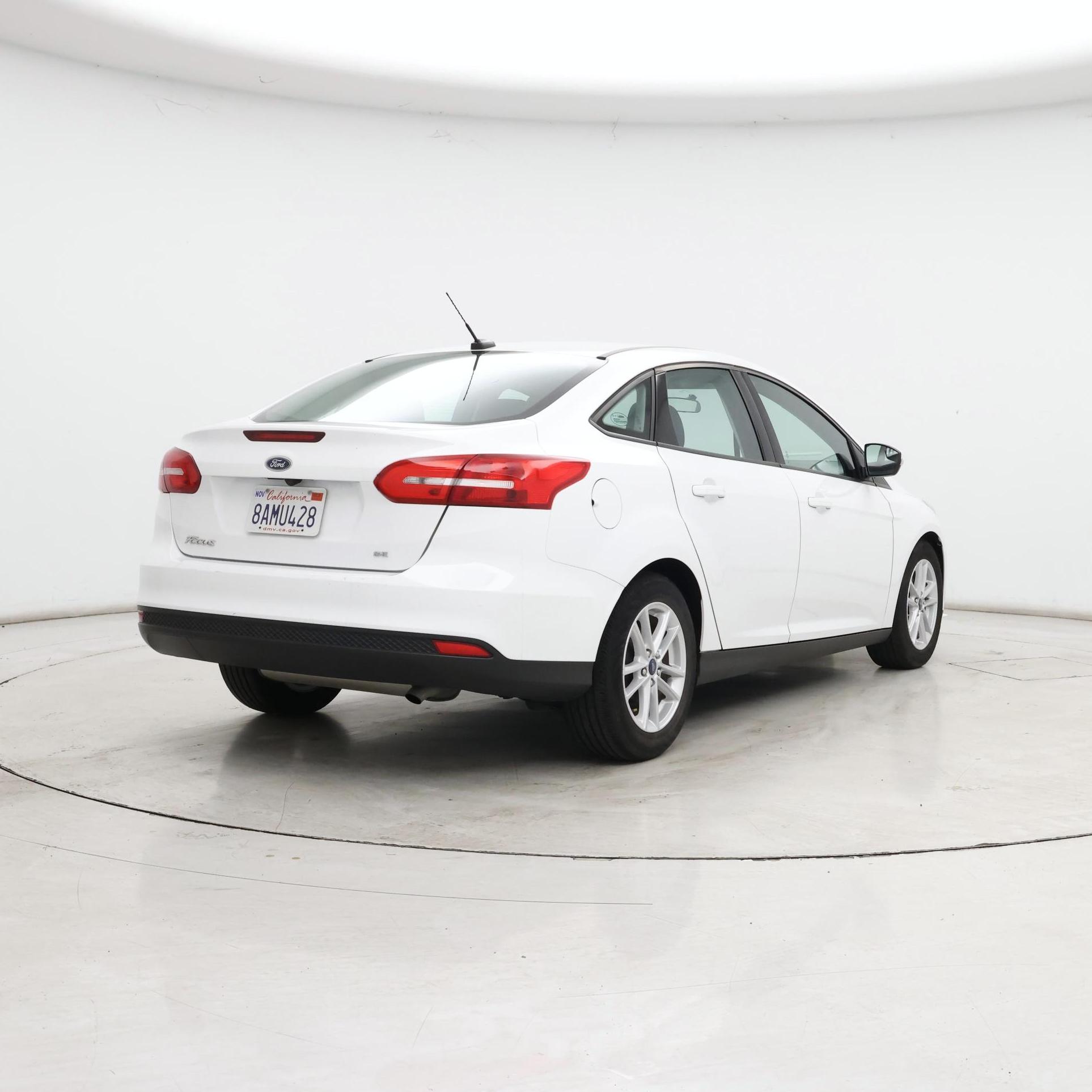 Thumbnail: 2017 Ford Focus - 8