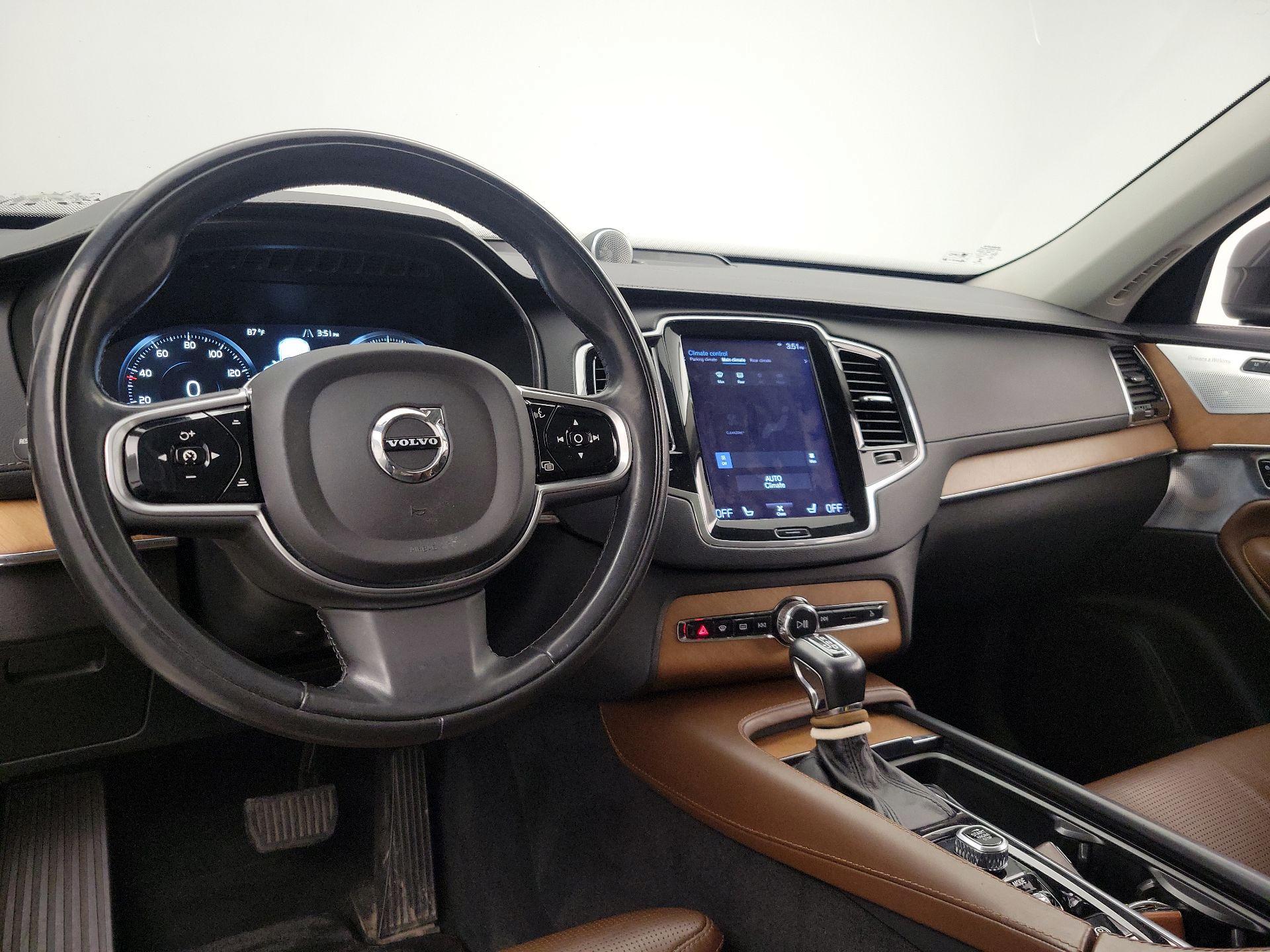 Thumbnail: 2018 Volvo XC90 - 9