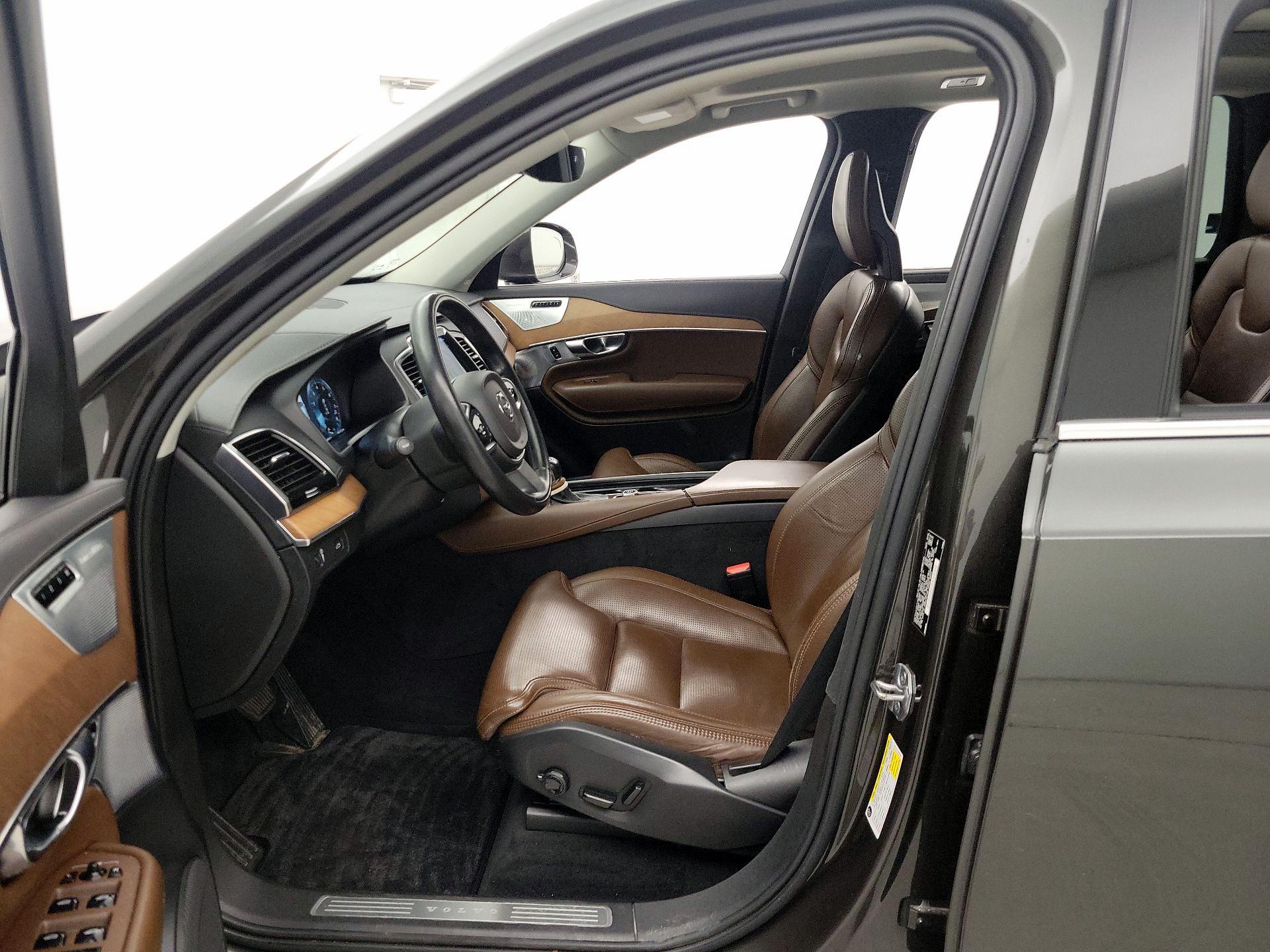 Thumbnail: 2018 Volvo XC90 - 11