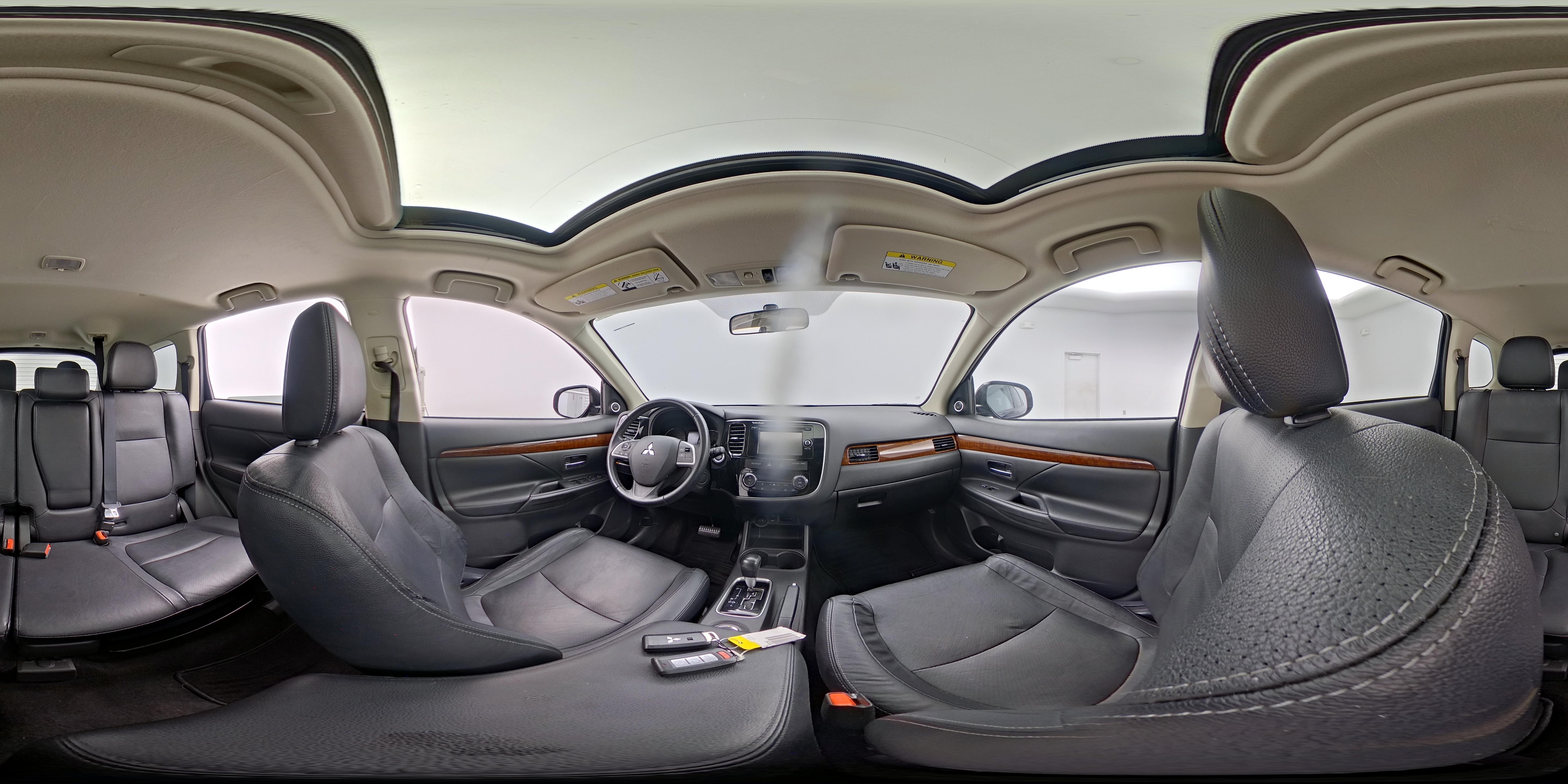 2015 Mitsubishi Outlander SE - Photo 25