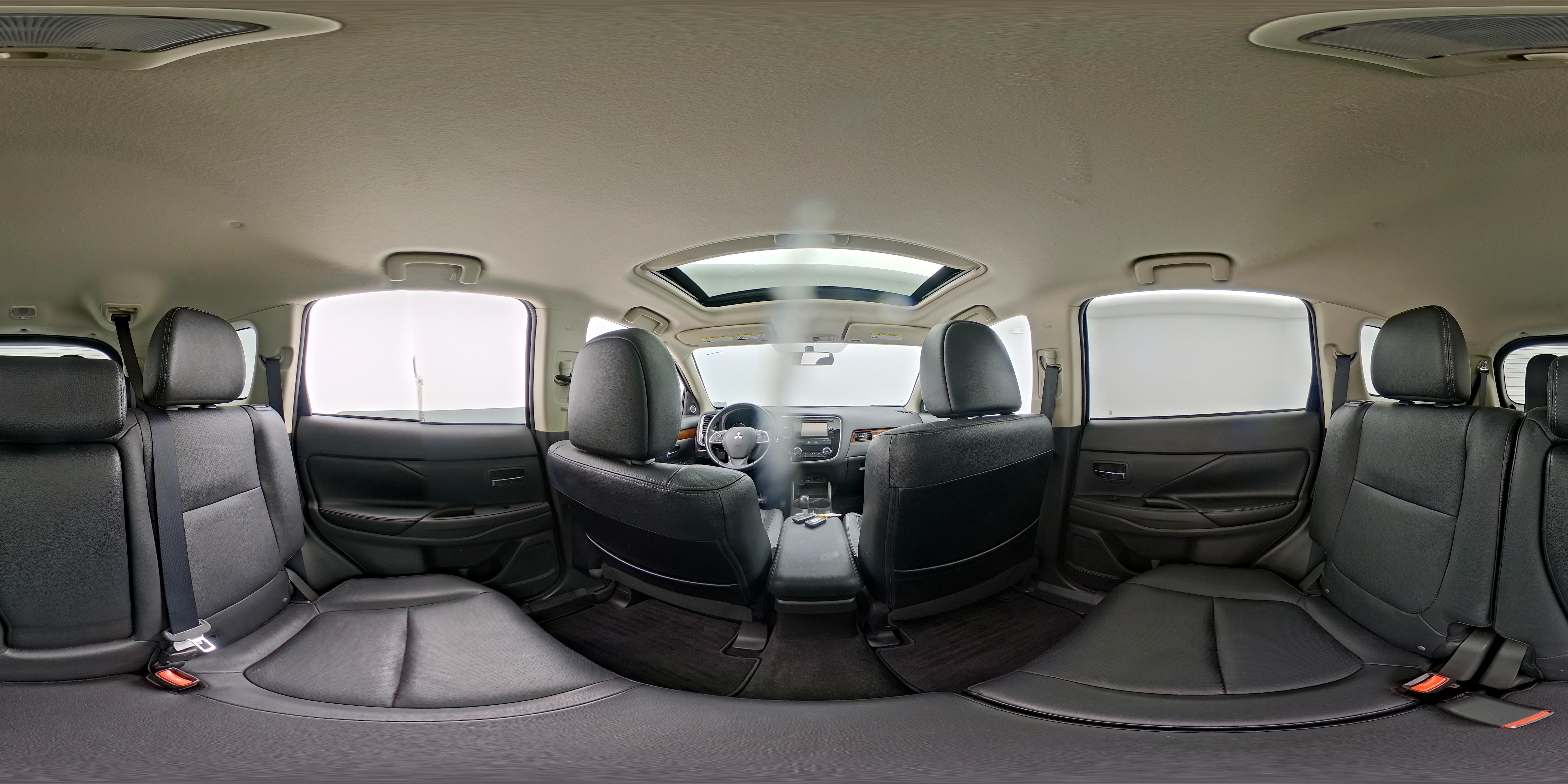 2015 Mitsubishi Outlander SE - Photo 26