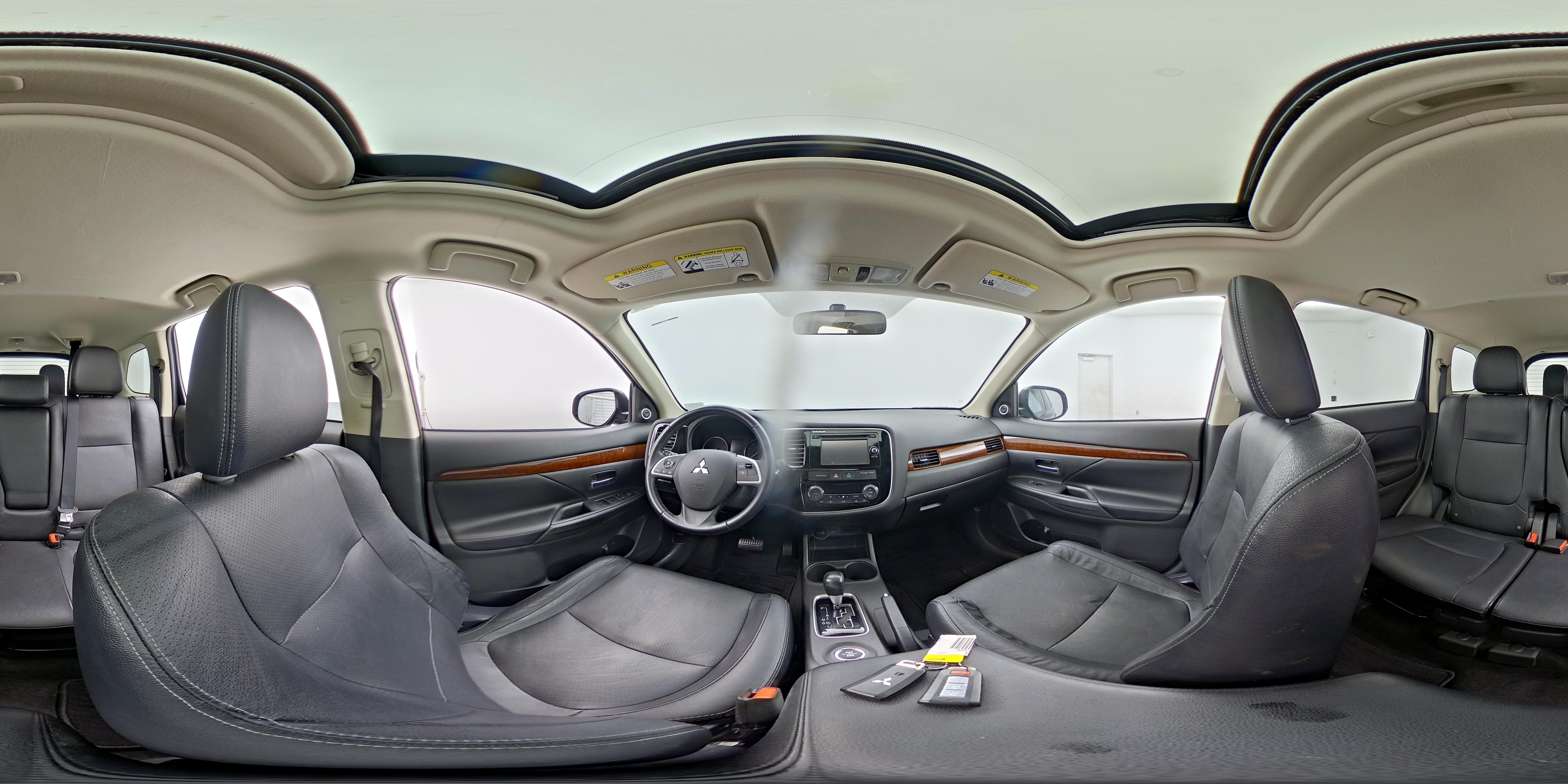 2015 Mitsubishi Outlander SE - Photo 27