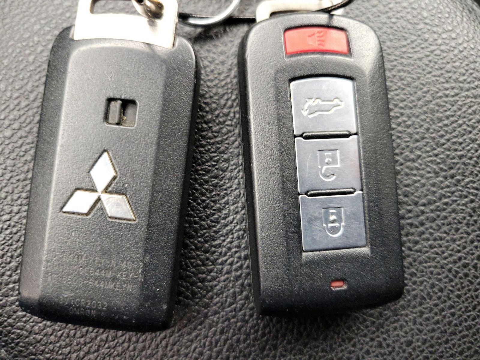 2015 Mitsubishi Outlander SE - Photo 24