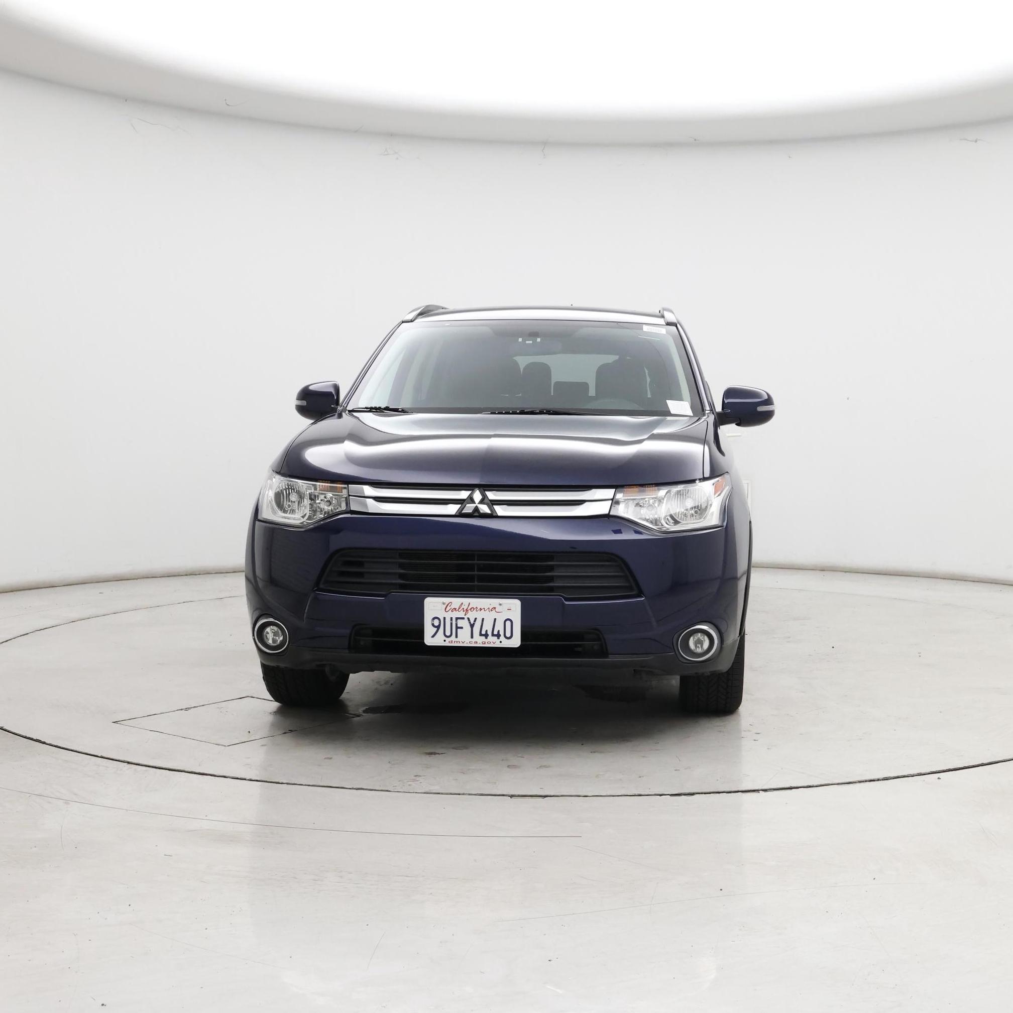 Thumbnail: 2015 Mitsubishi Outlander - 5