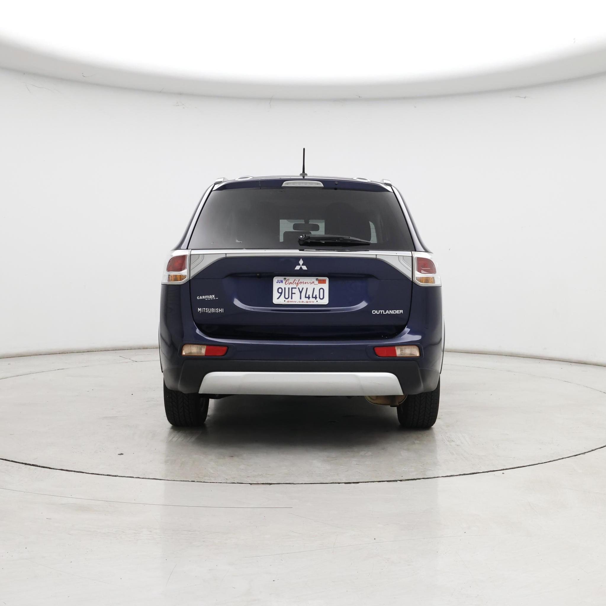 Thumbnail: 2015 Mitsubishi Outlander - 6