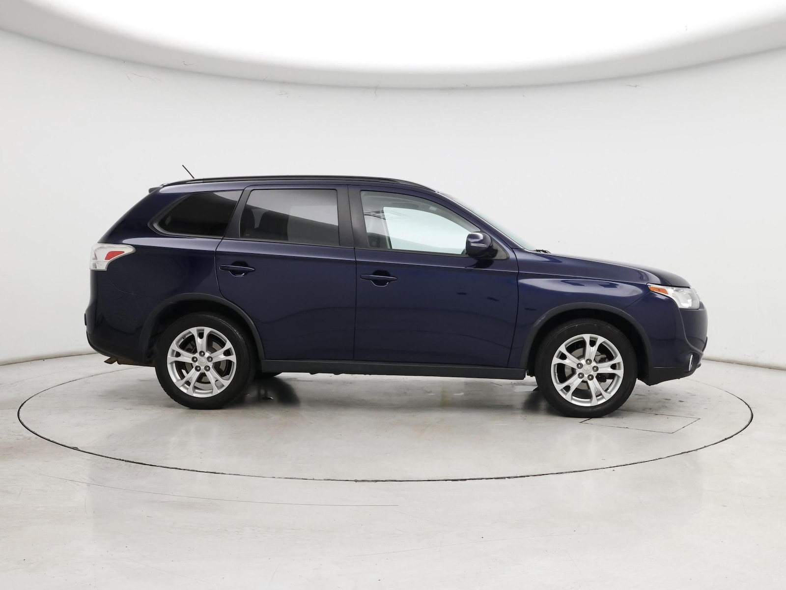 2015 Mitsubishi Outlander SE - Photo 8
