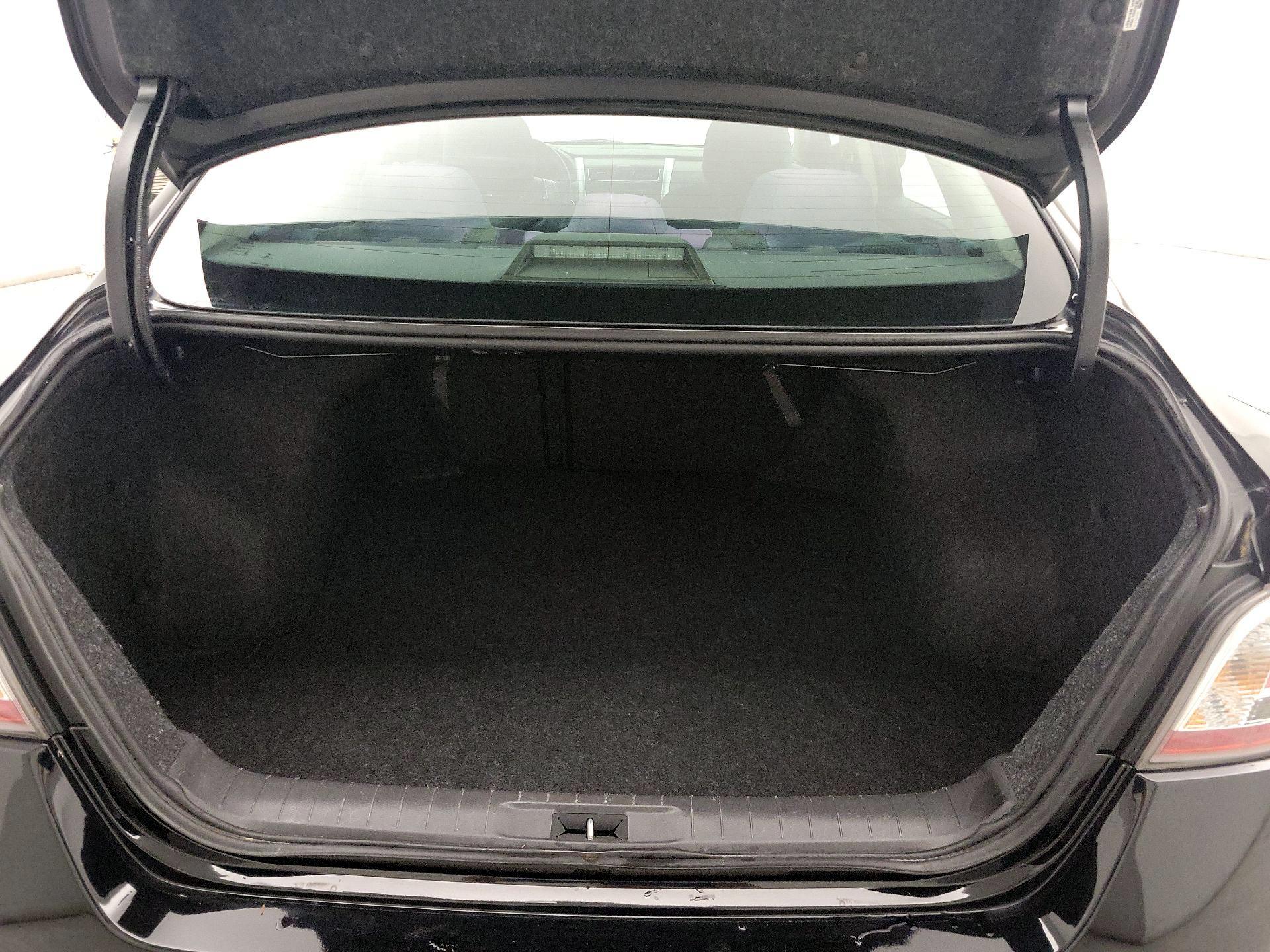 Thumbnail: 2015 Nissan Altima - 19
