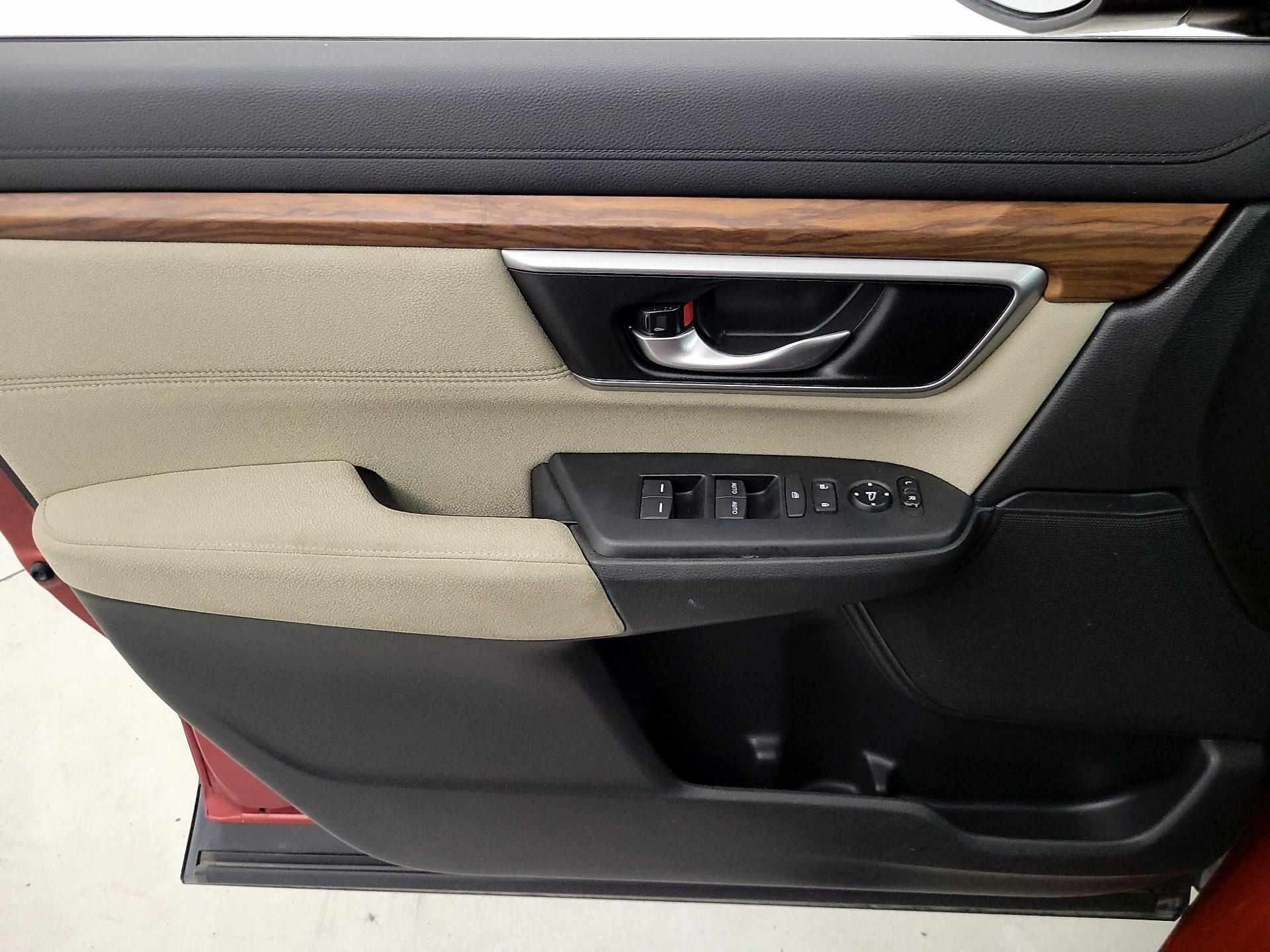 Thumbnail: 2019 Honda CR-V - 12