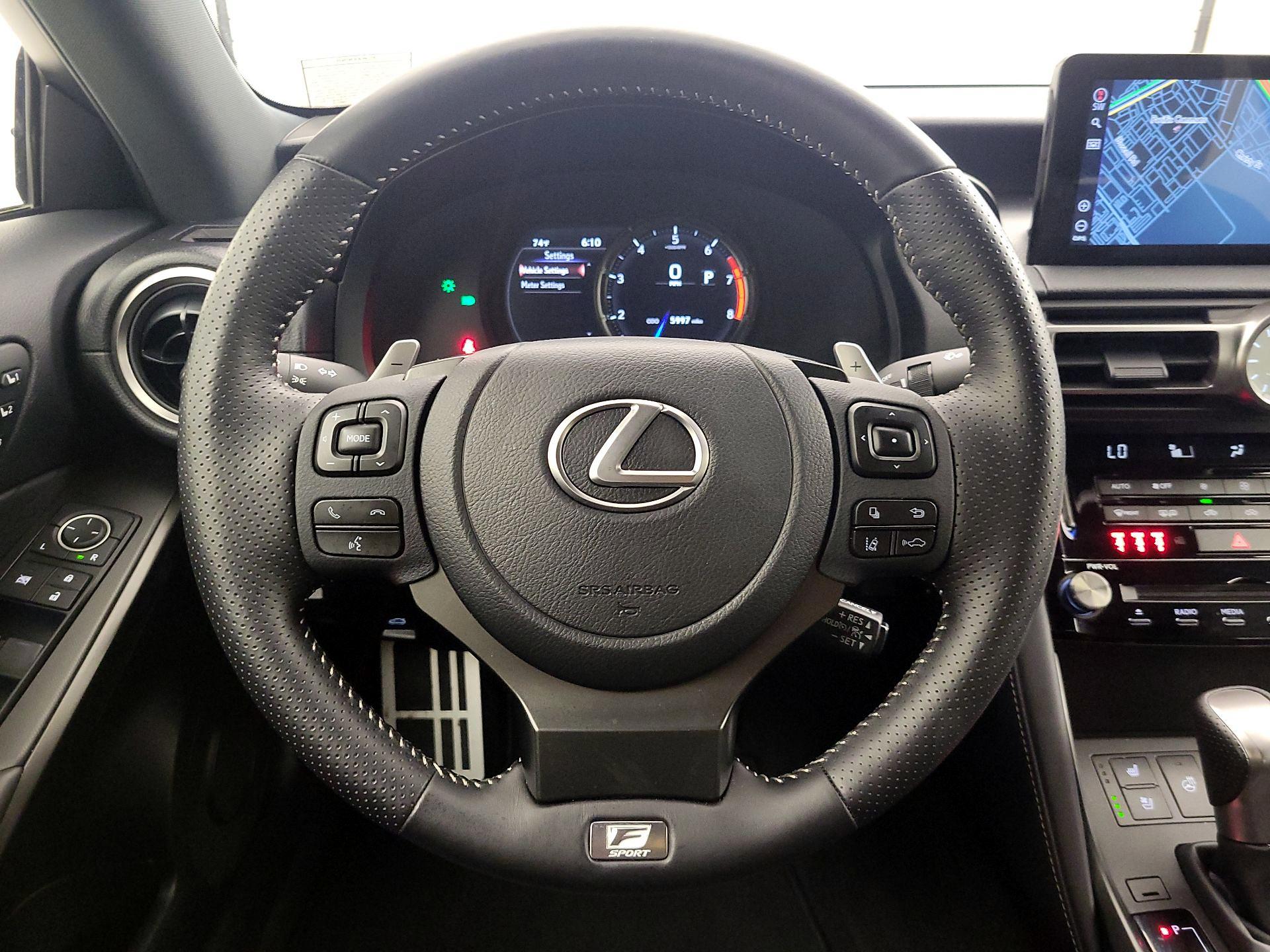 Thumbnail: 2022 Lexus IS - 10