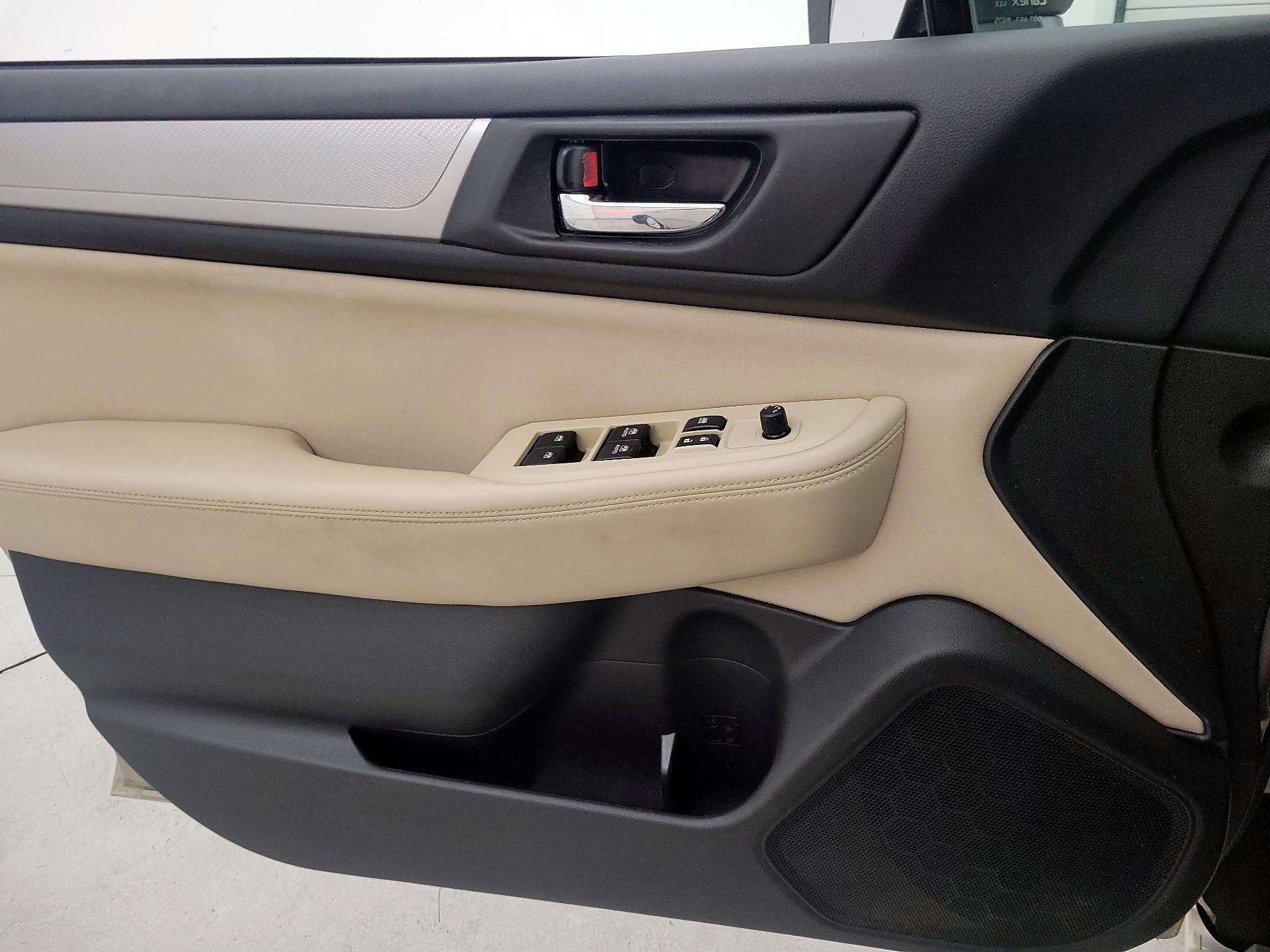 Thumbnail: 2015 Subaru Legacy - 12