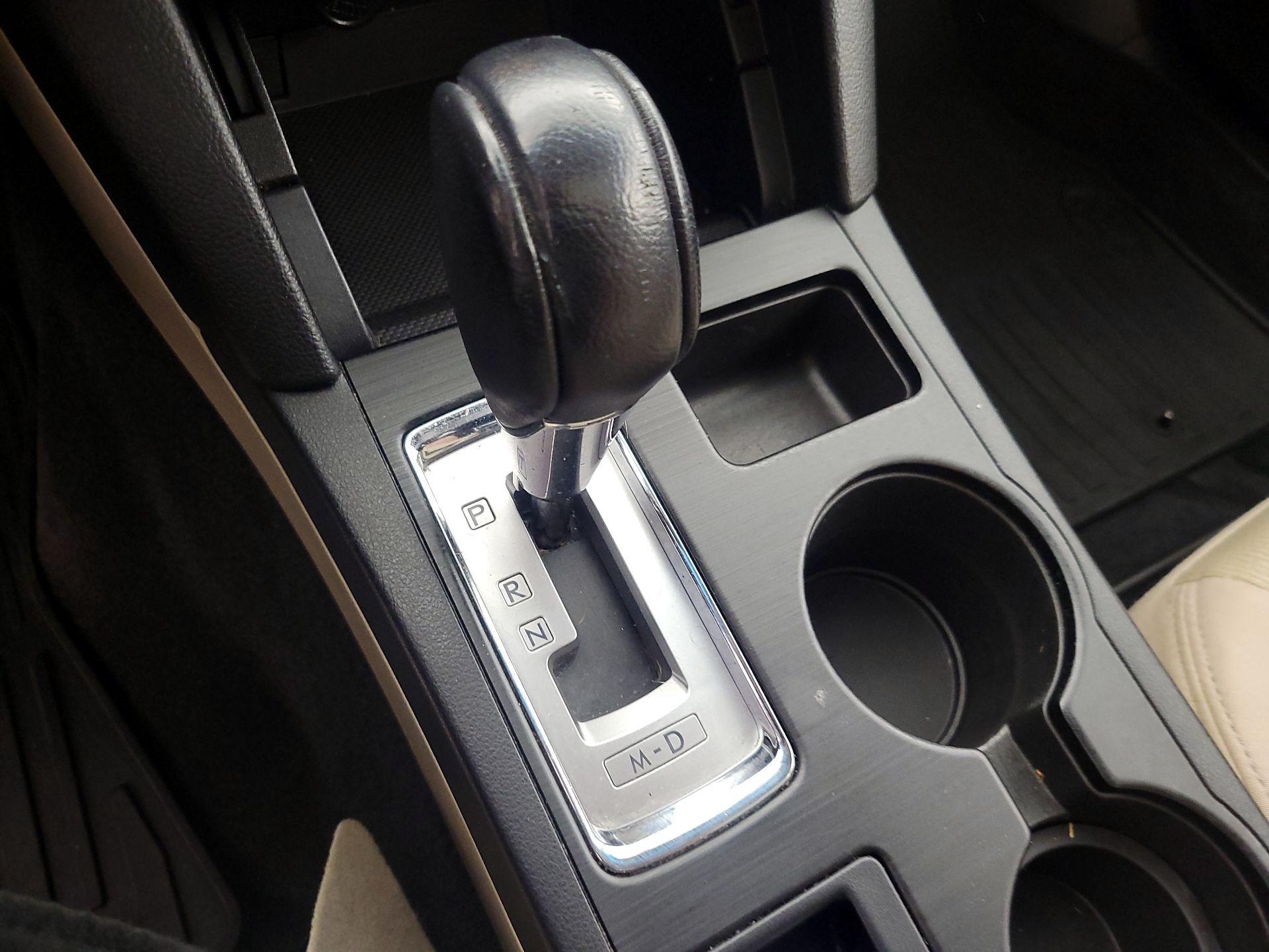 Thumbnail: 2015 Subaru Legacy - 18