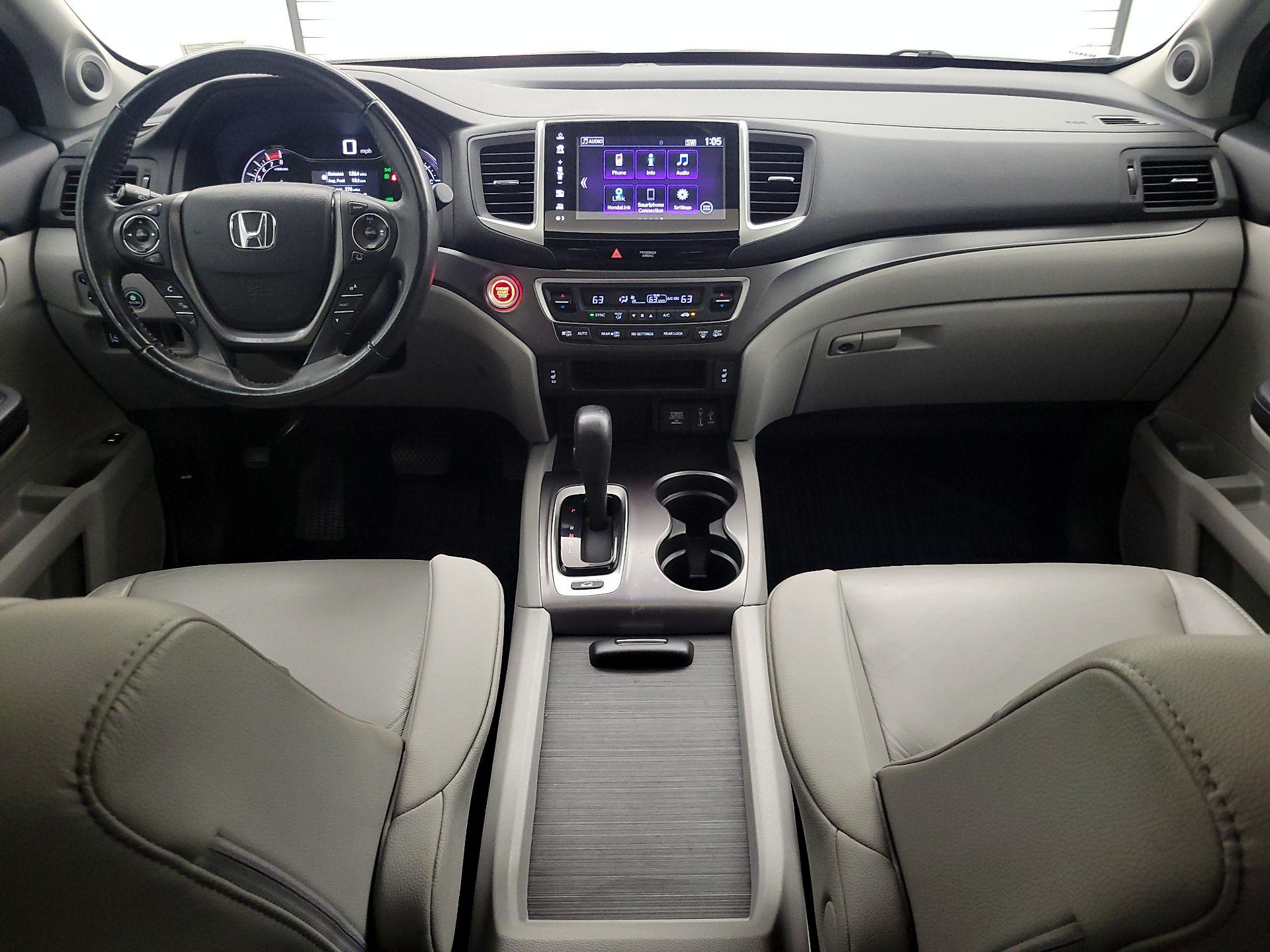 Thumbnail: 2018 Honda Pilot - 9