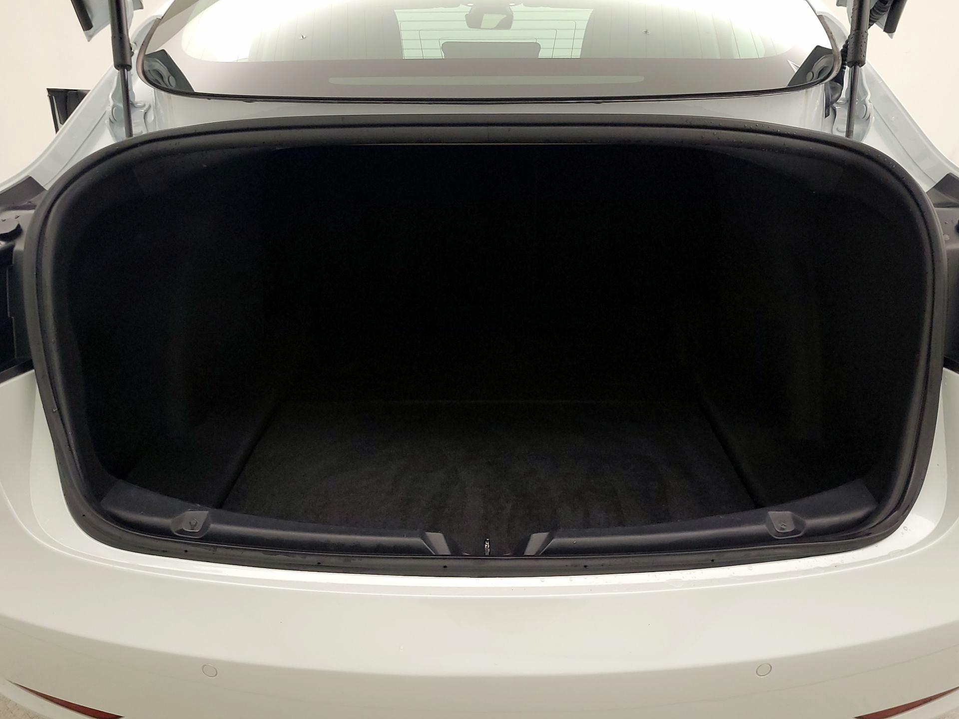 Thumbnail: 2020 Tesla Model 3 - 20