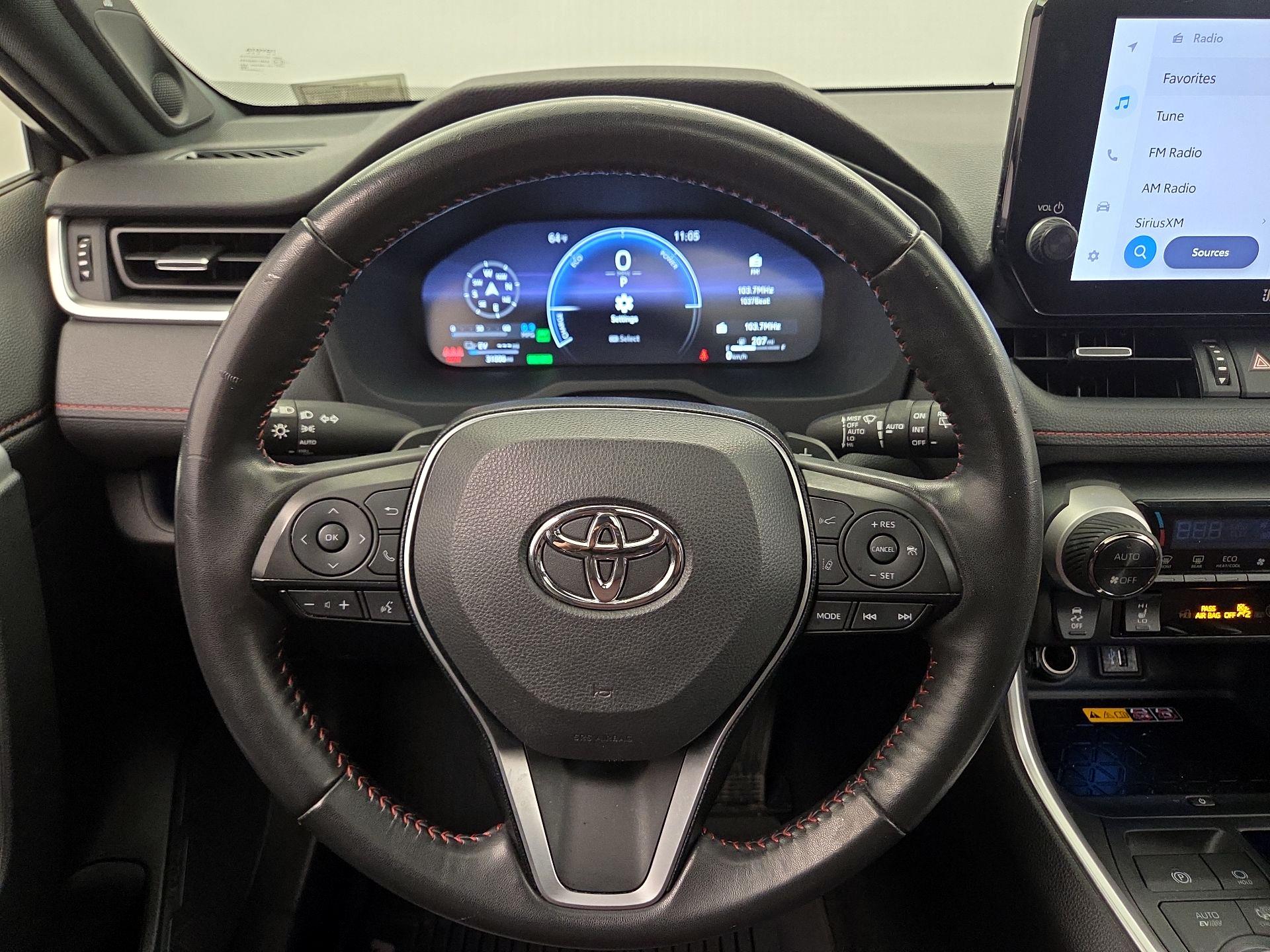 Thumbnail: 2023 Toyota RAV4 - 10