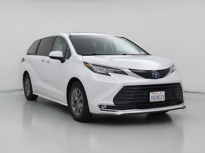 2022 Toyota Sienna Hybrid XLE