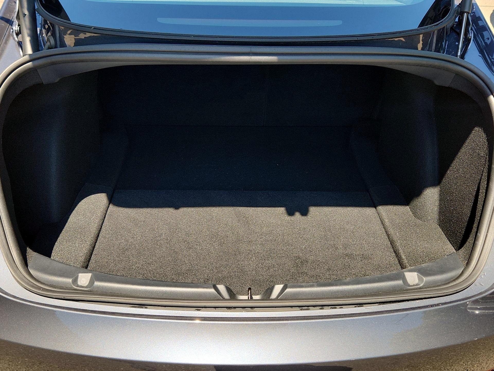 Thumbnail: 2023 Tesla Model 3 - 19