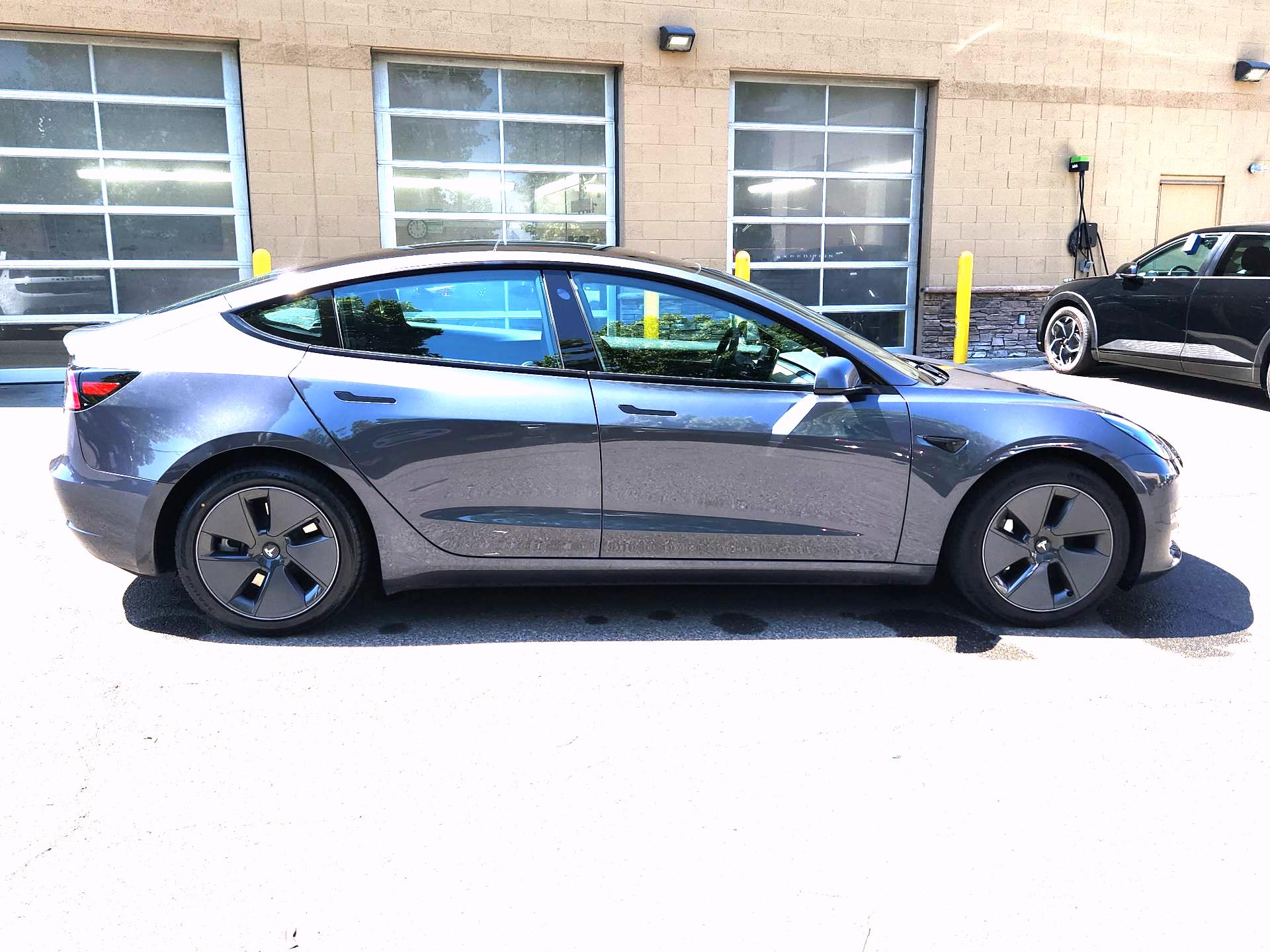 Thumbnail: 2023 Tesla Model 3 - 4