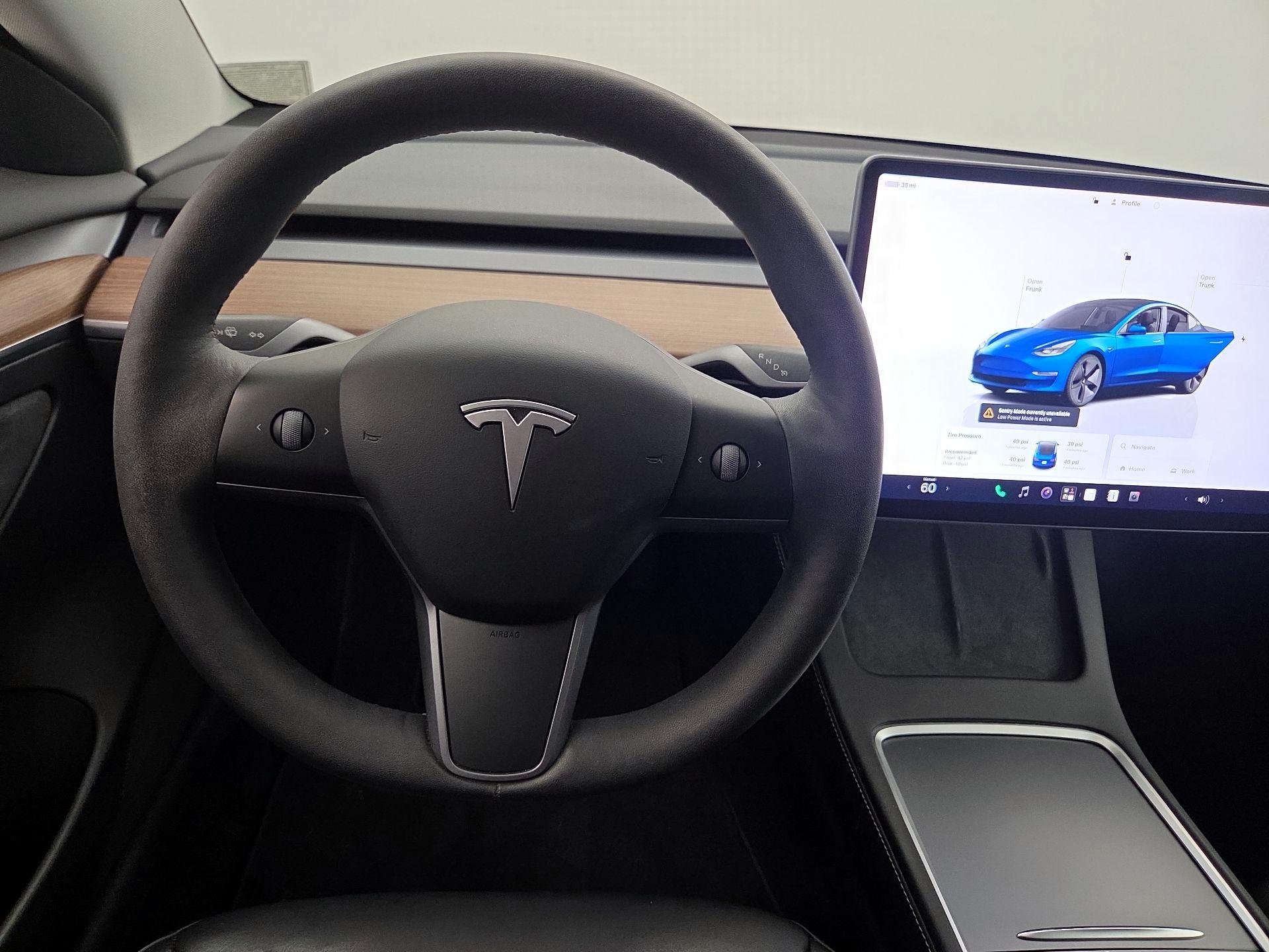 Thumbnail: 2022 Tesla Model 3 - 10