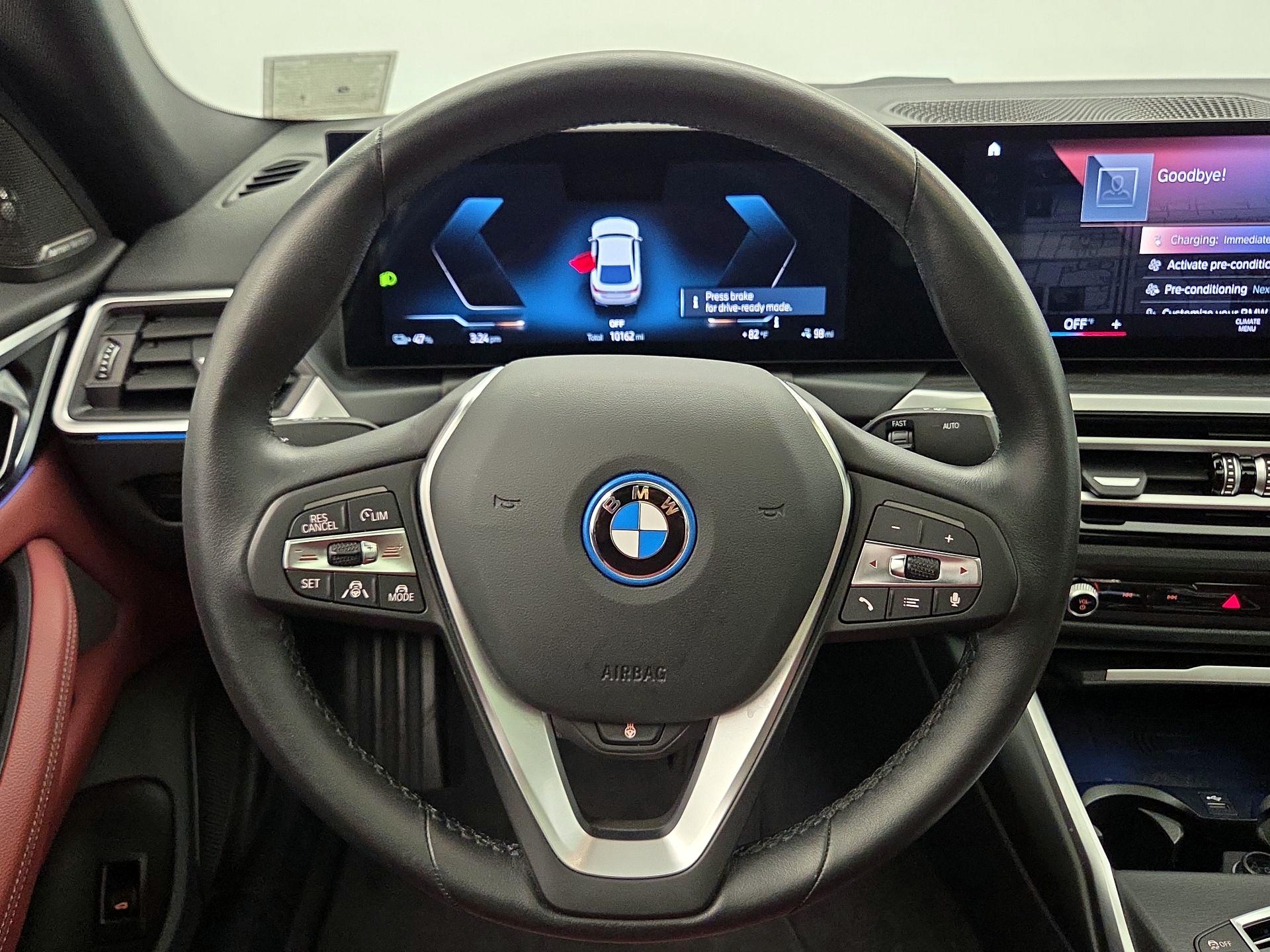 Thumbnail: 2023 BMW i4 - 10