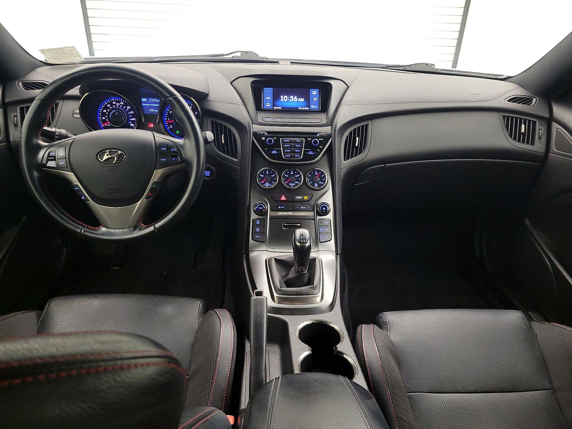 Thumbnail: 2016 Hyundai Genesis - 9