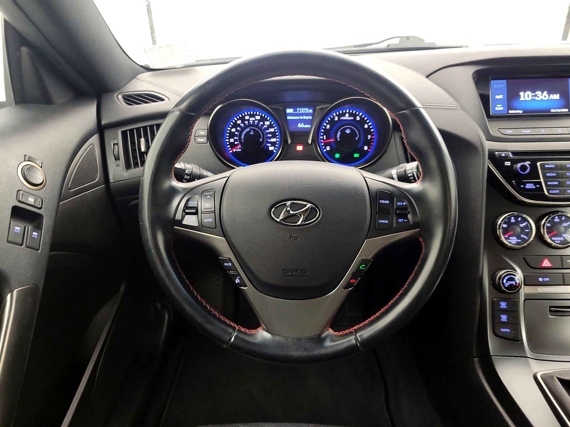 Thumbnail: 2016 Hyundai Genesis - 10
