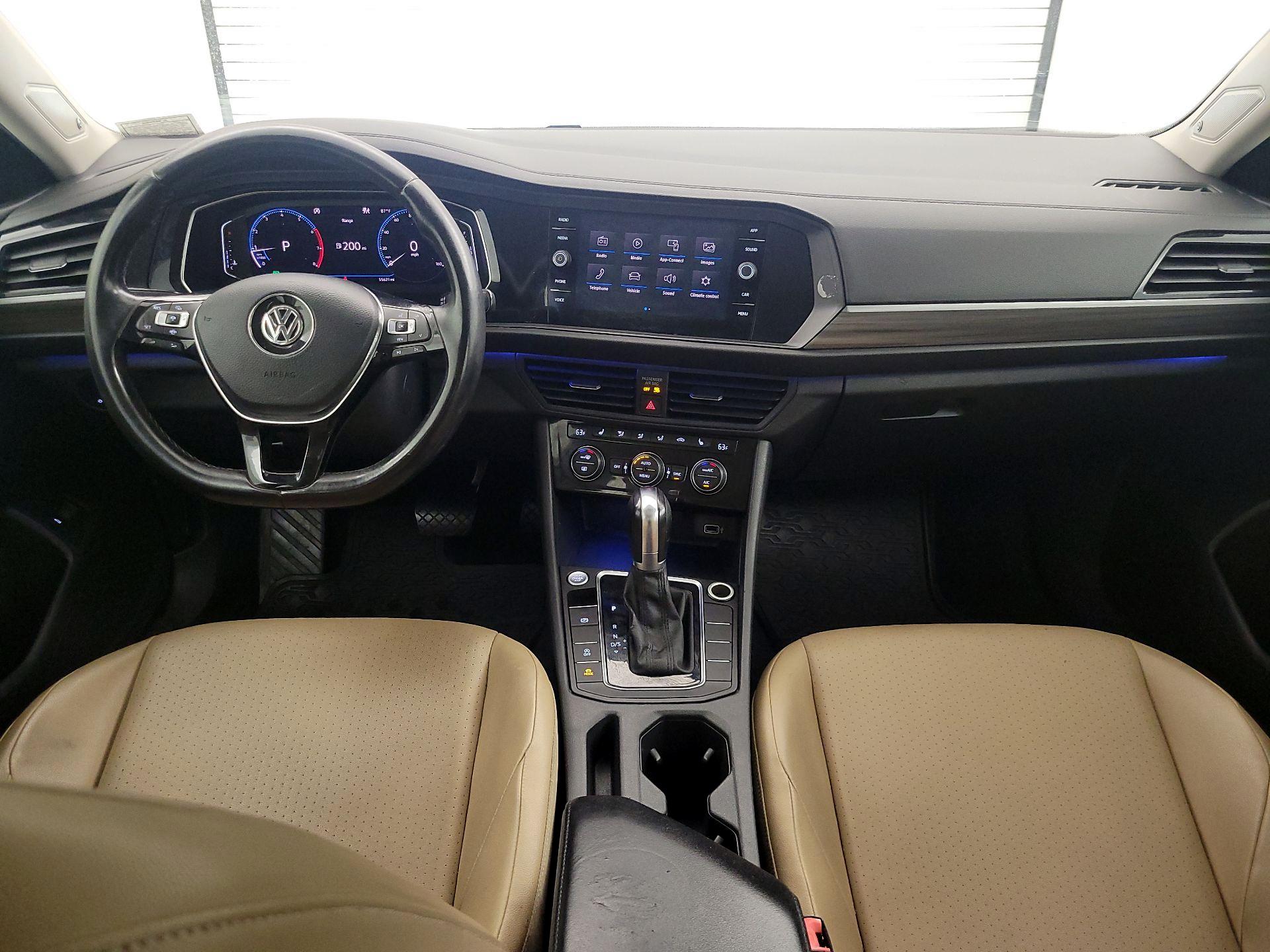 Thumbnail: 2019 Volkswagen Jetta - 9