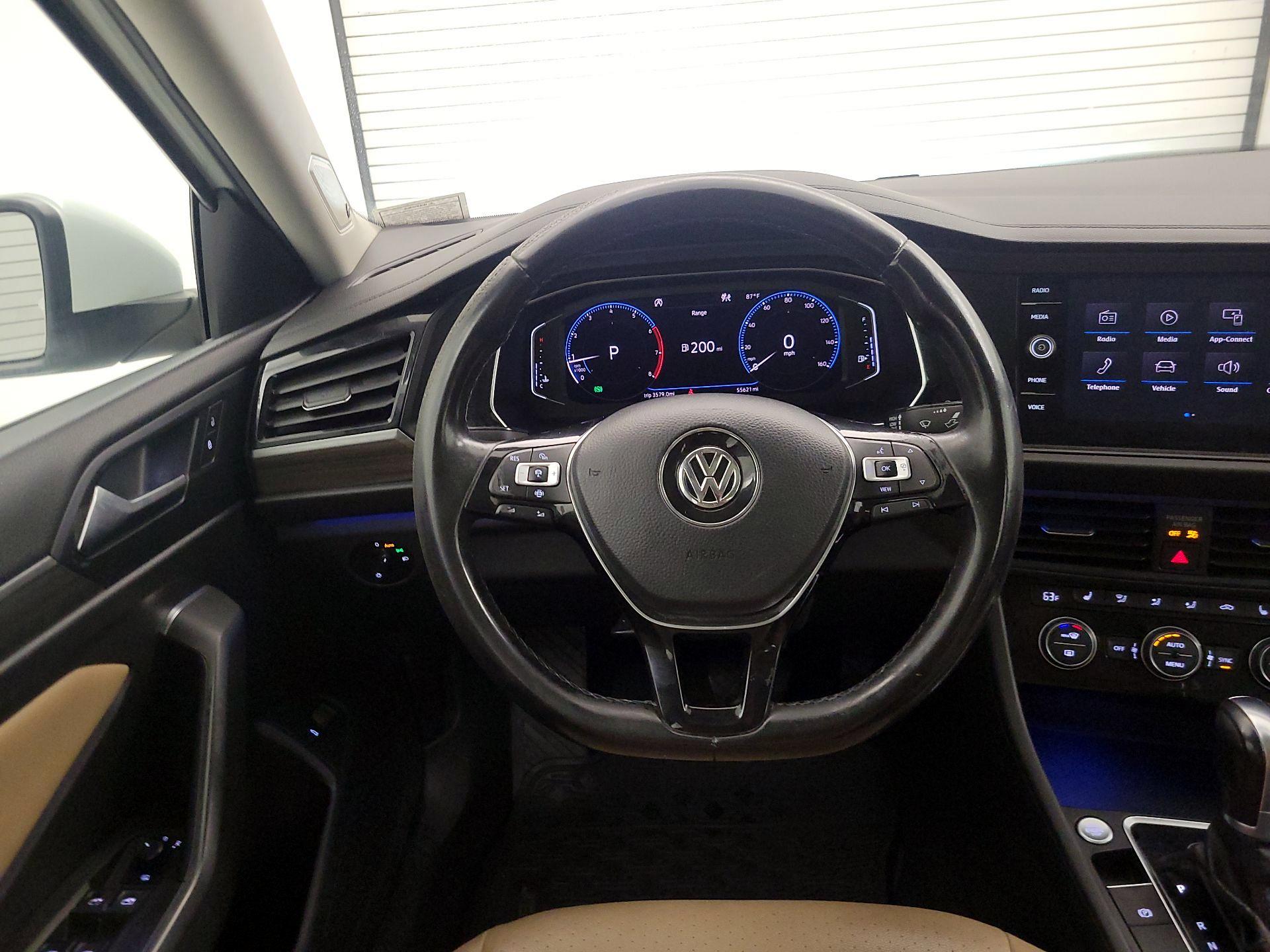 Thumbnail: 2019 Volkswagen Jetta - 10