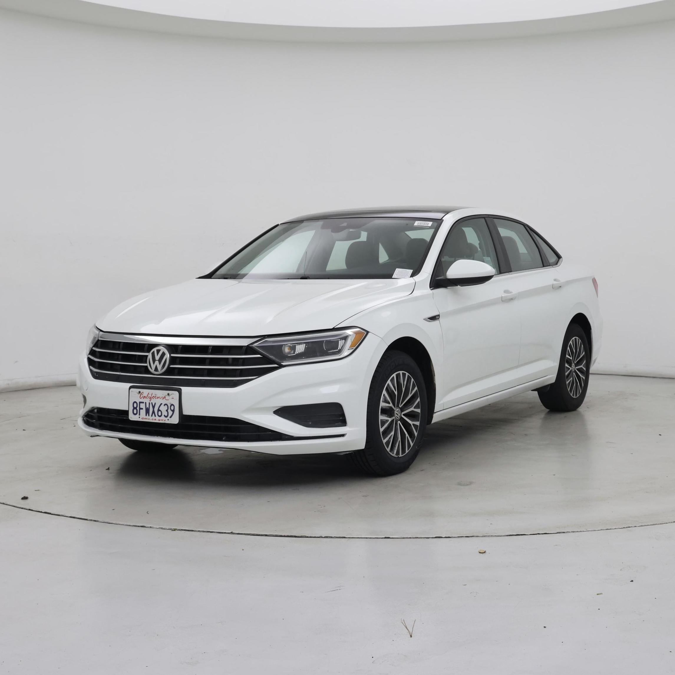 Thumbnail: 2019 Volkswagen Jetta - 4