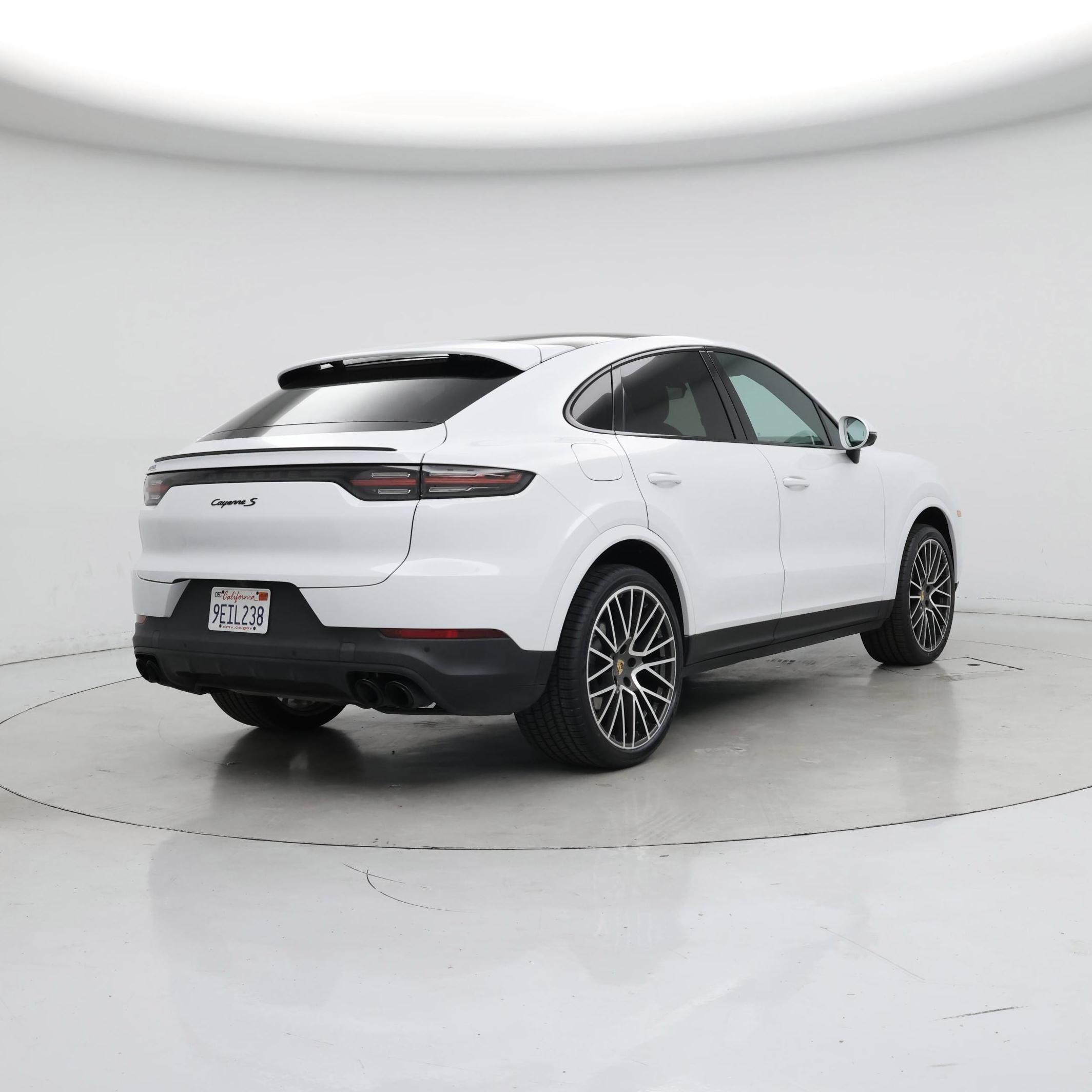 Thumbnail: 2023 Porsche Cayenne - 8