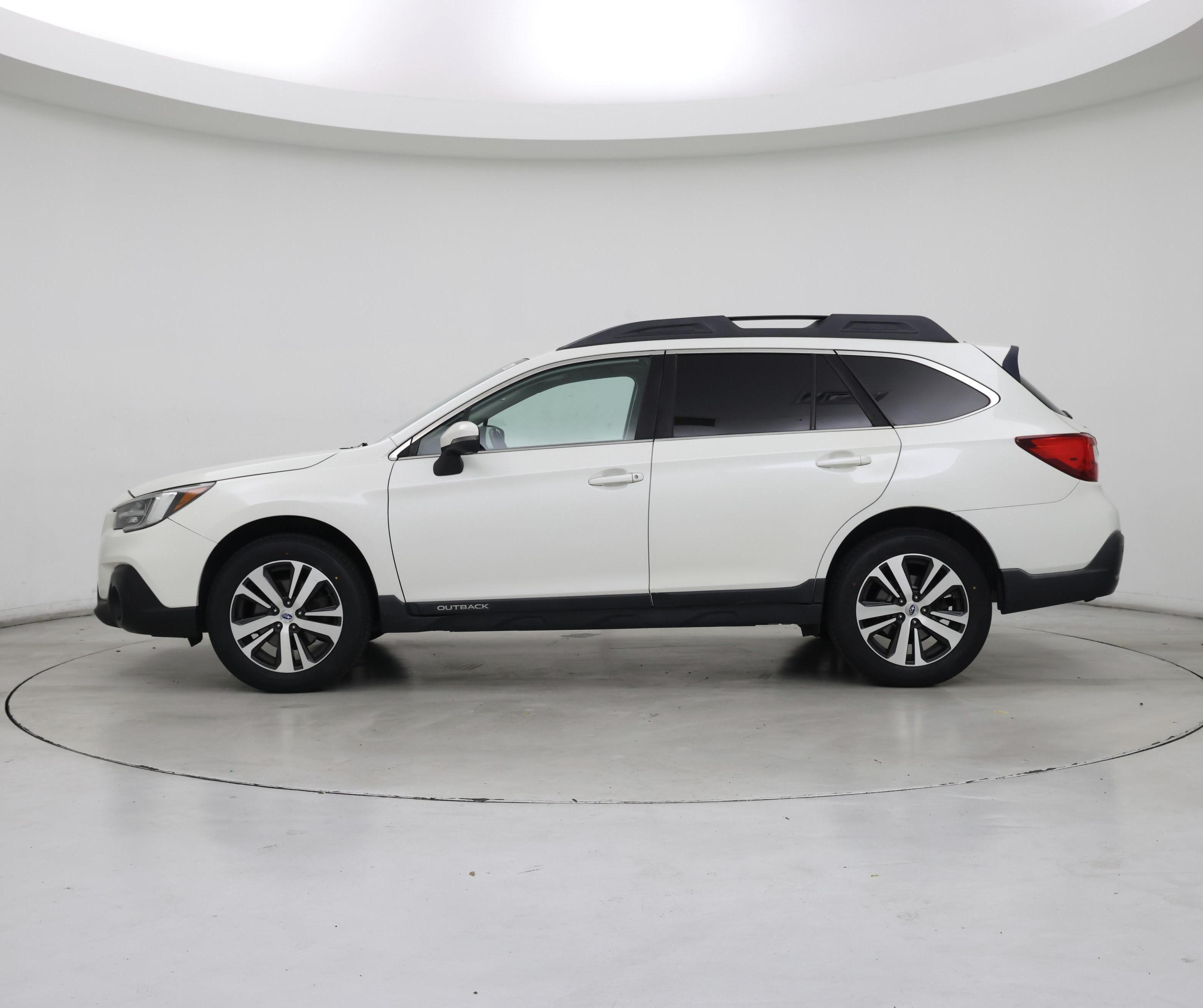 Thumbnail: 2018 Subaru Outback - 3