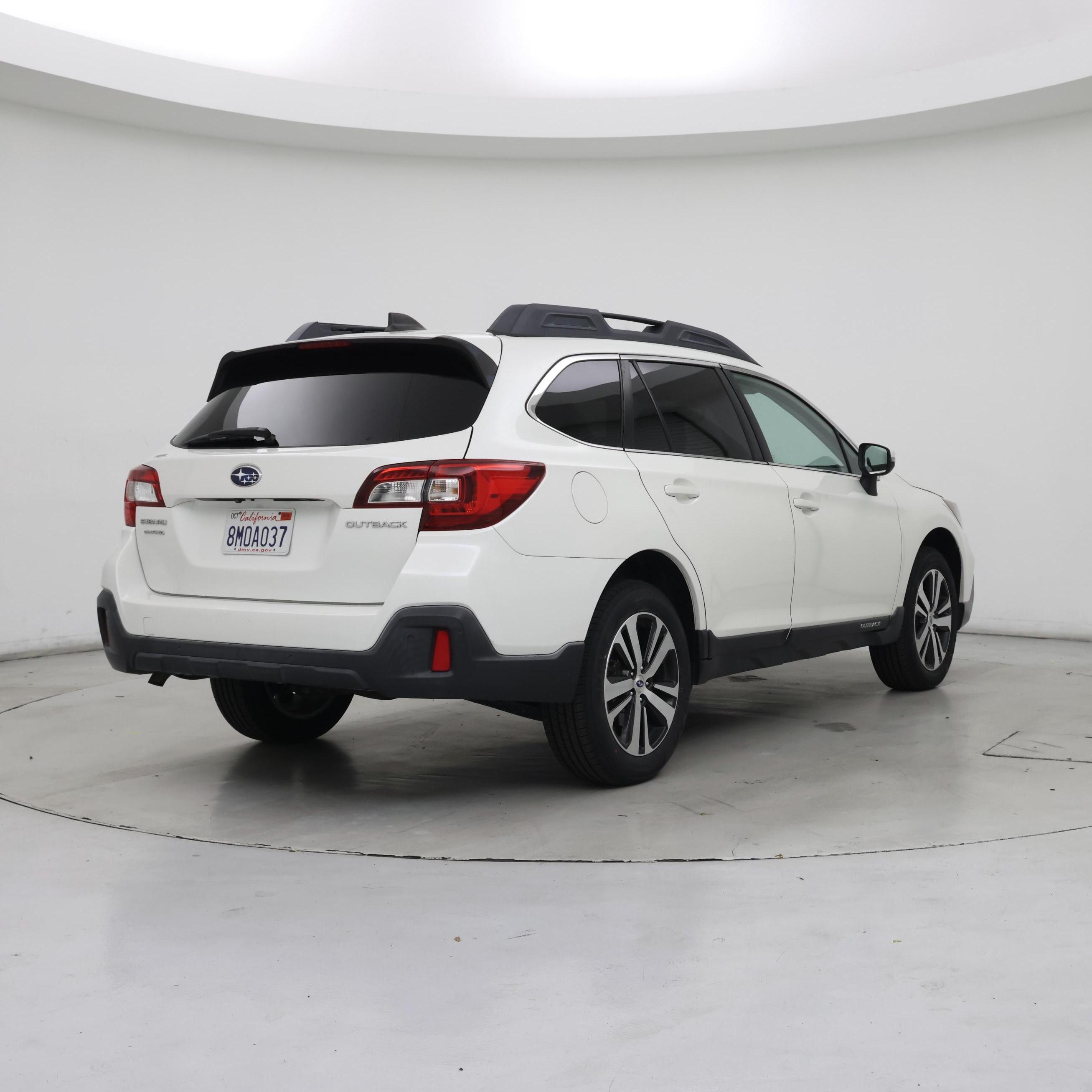 Thumbnail: 2018 Subaru Outback - 8