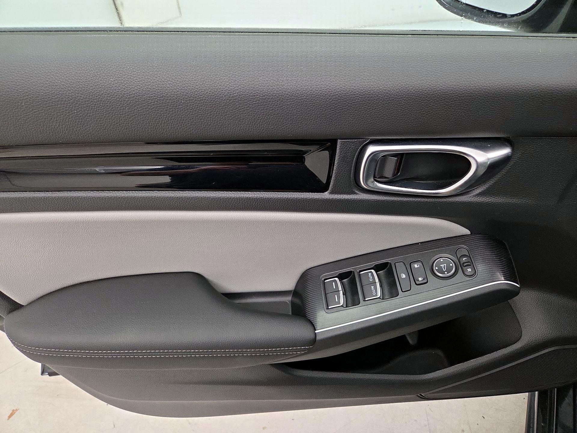 Thumbnail: 2025 Honda Civic - 12