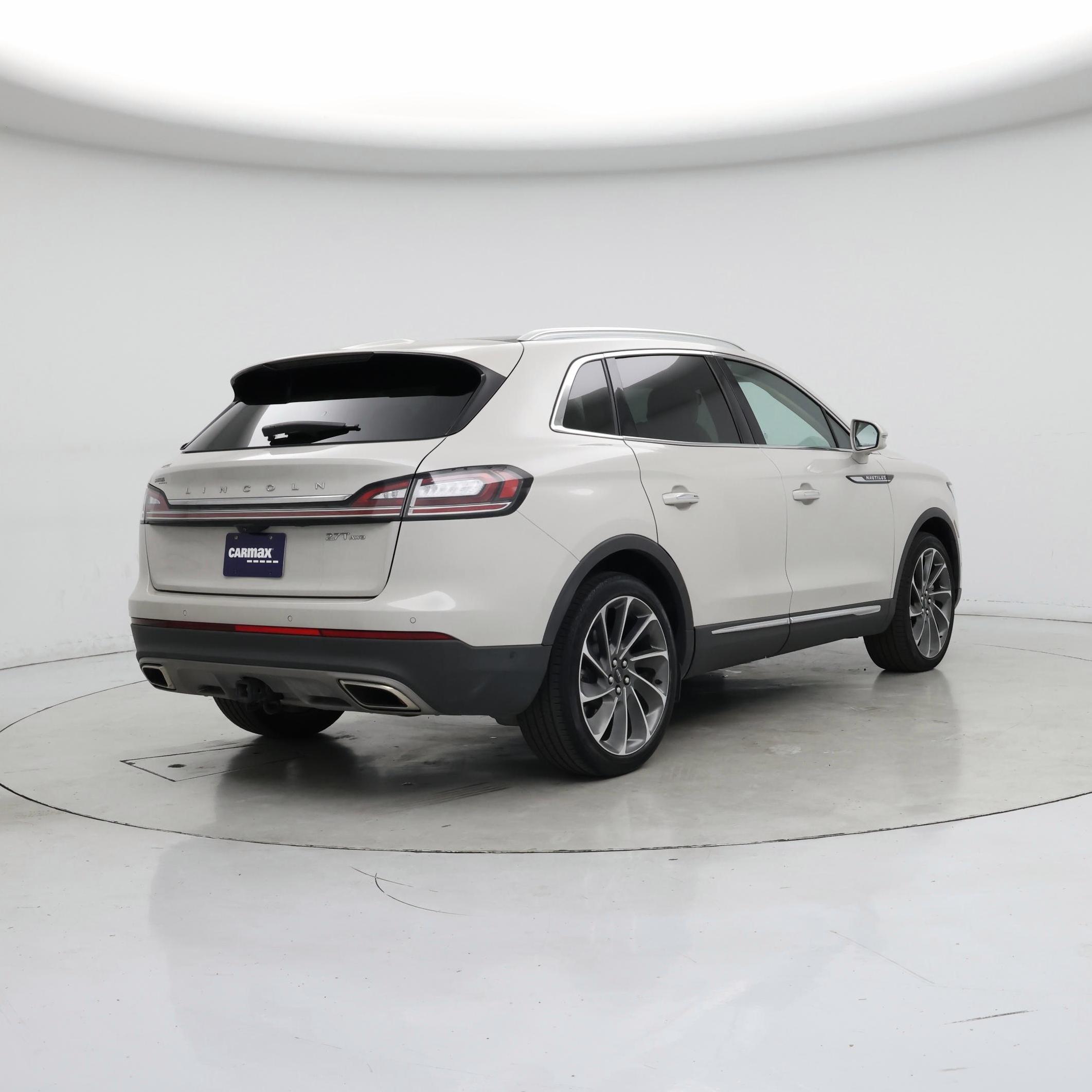 Thumbnail: 2020 Lincoln Nautilus - 8