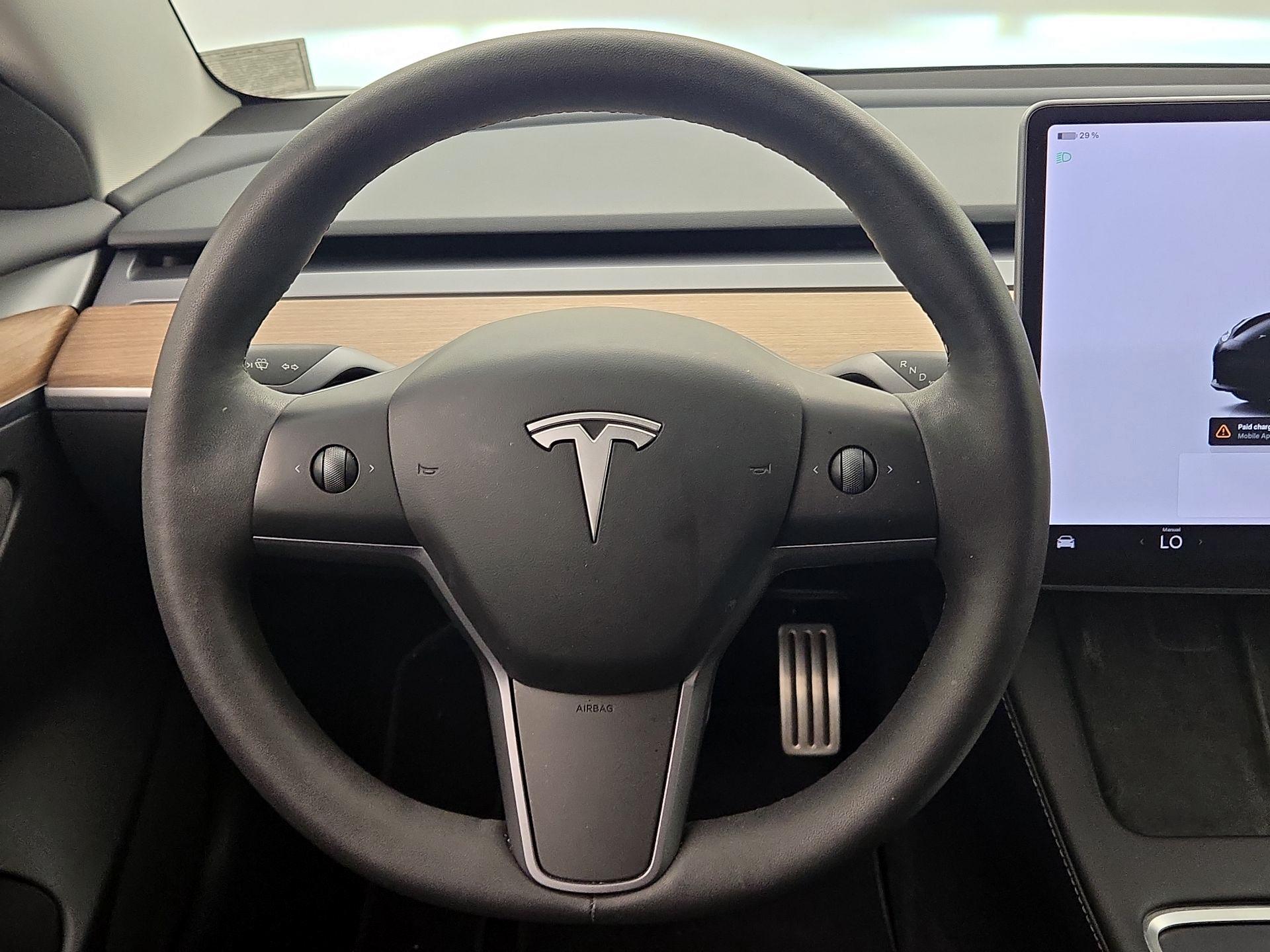 Thumbnail: 2023 Tesla Model 3 - 10