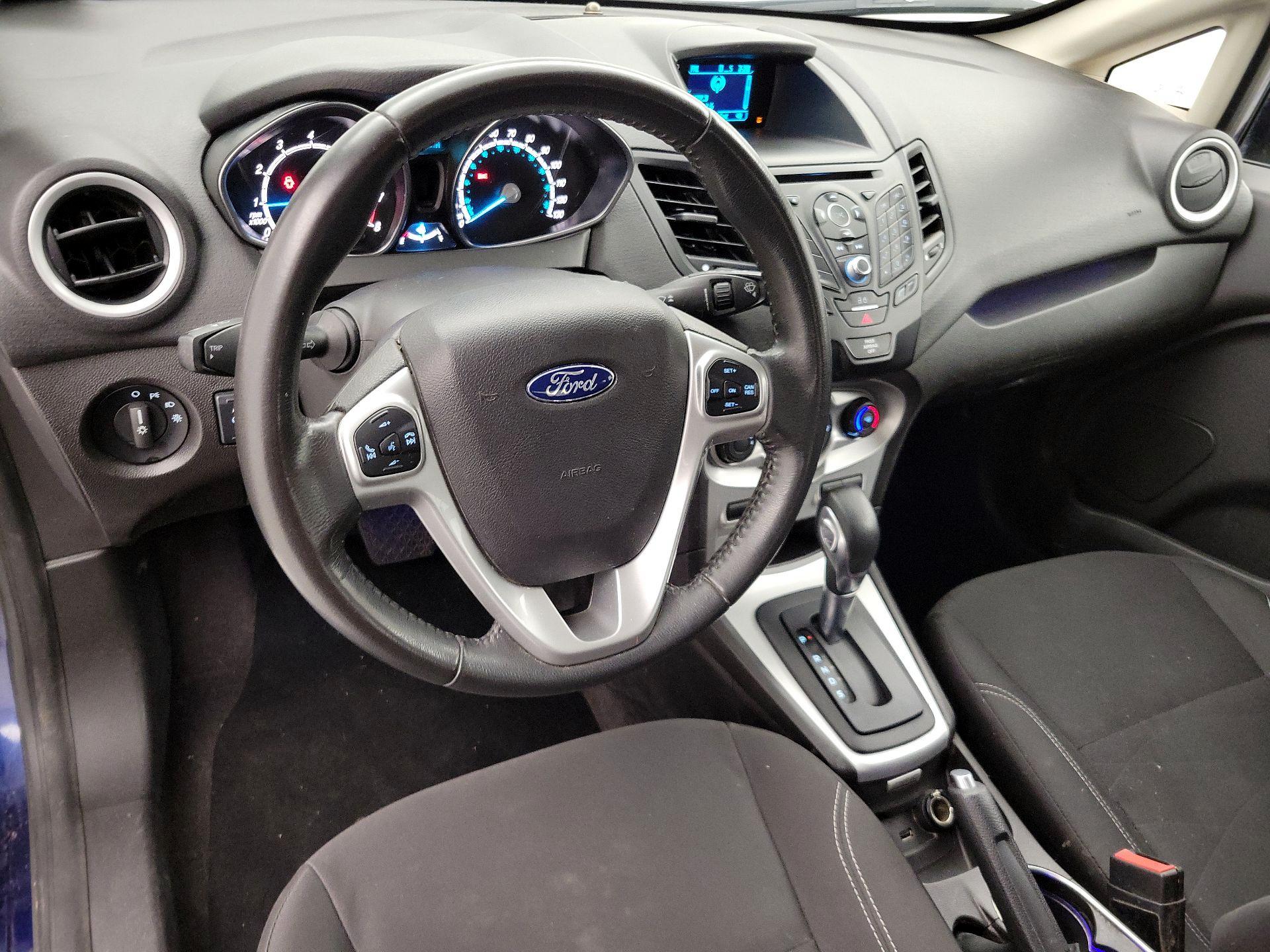 Thumbnail: 2016 Ford Fiesta - 9