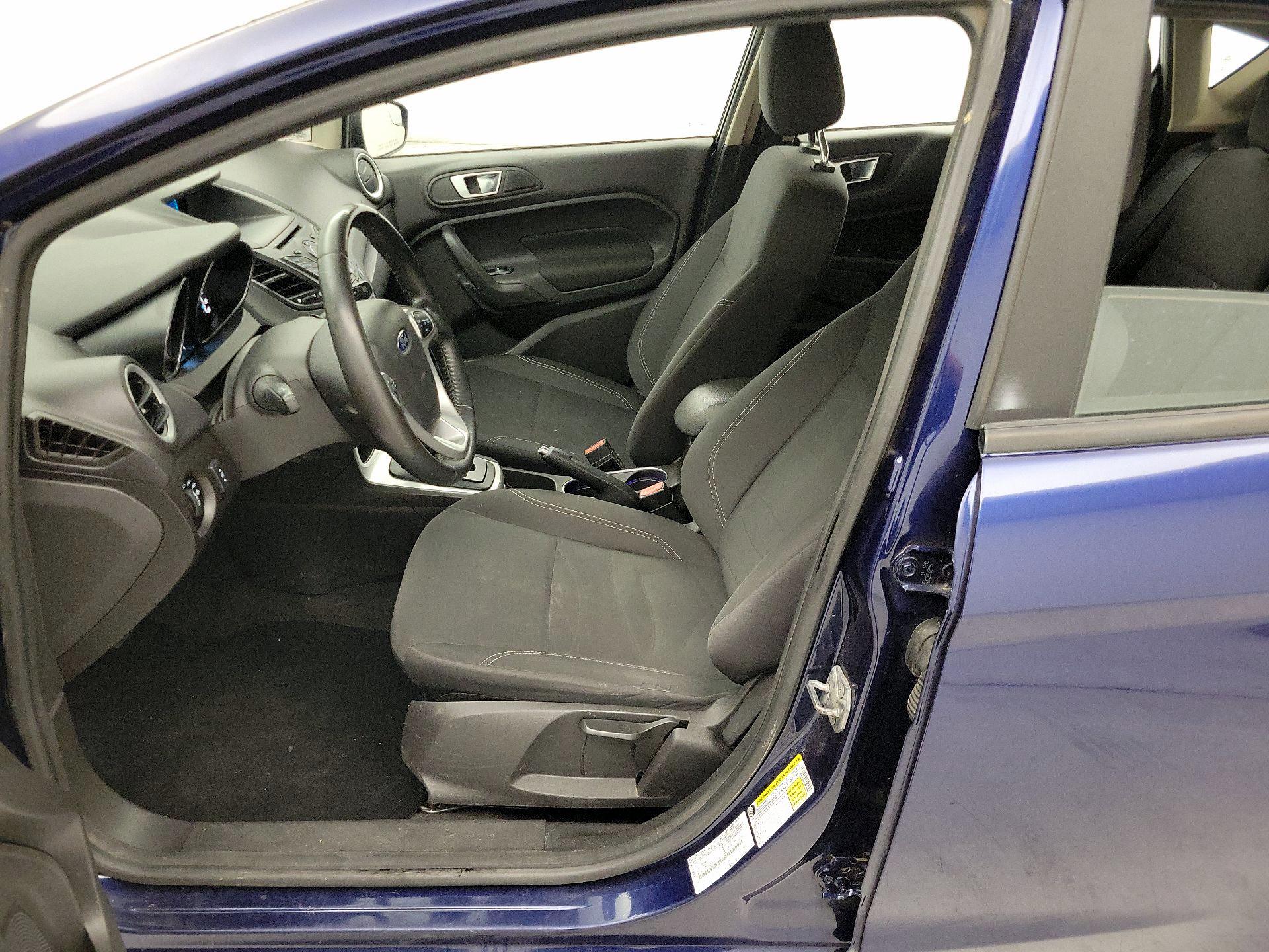 Thumbnail: 2016 Ford Fiesta - 11