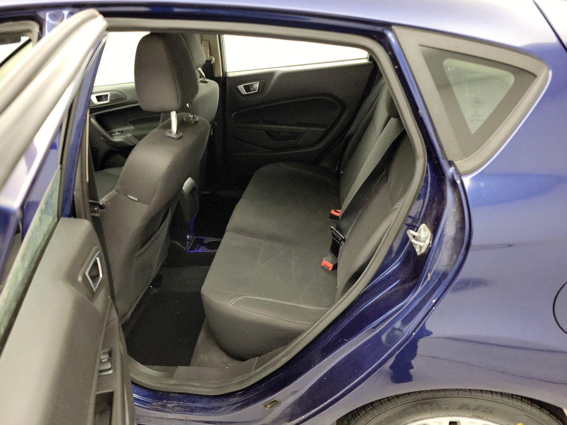 Thumbnail: 2016 Ford Fiesta - 19
