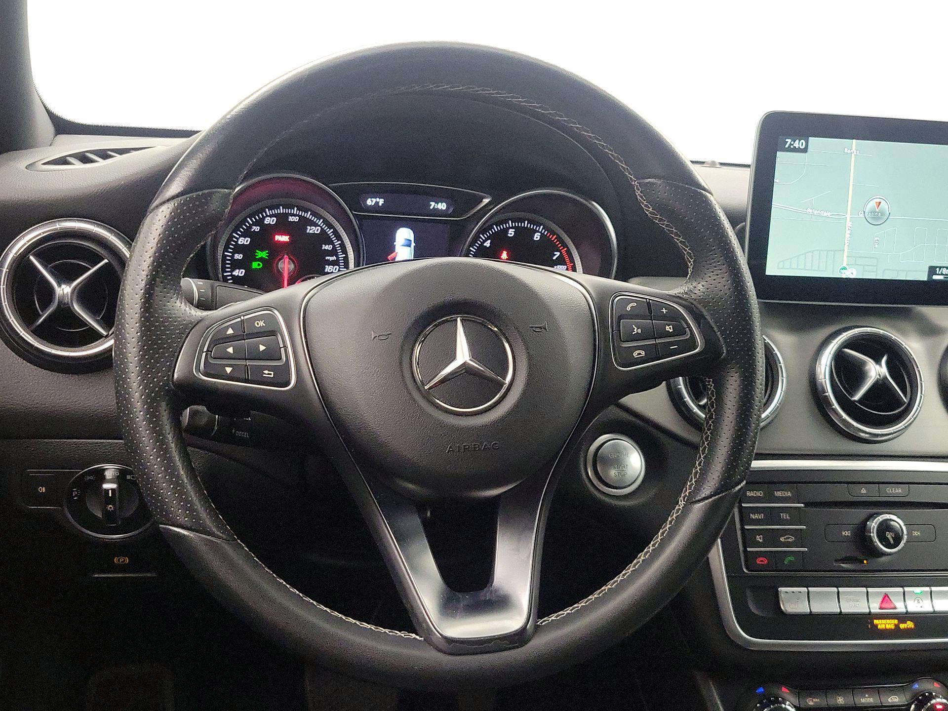 Thumbnail: 2018 Mercedes-Benz CLA - 10